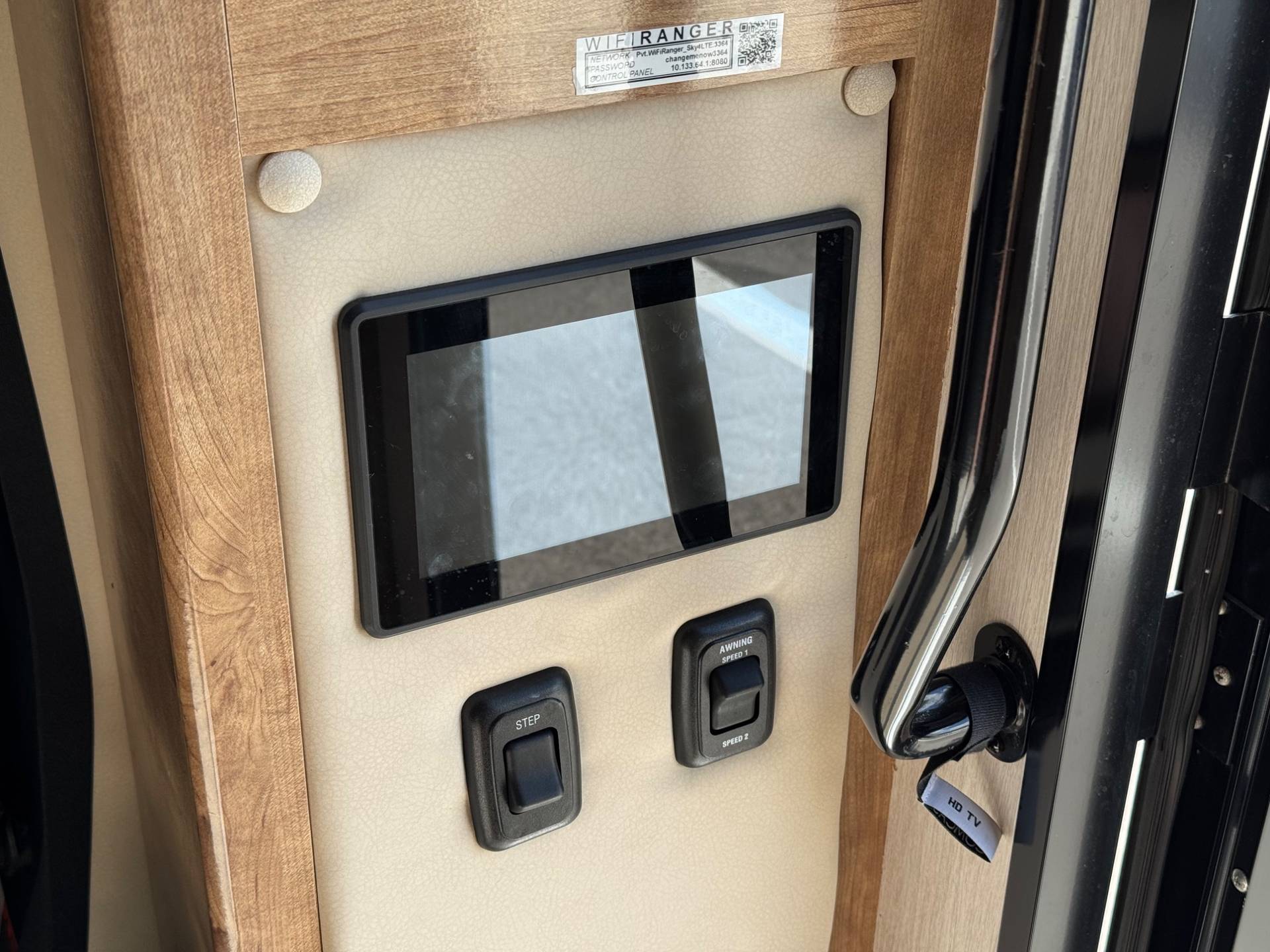 2021 Coachmen 2021 Coachmen Prism - thumbnail 25