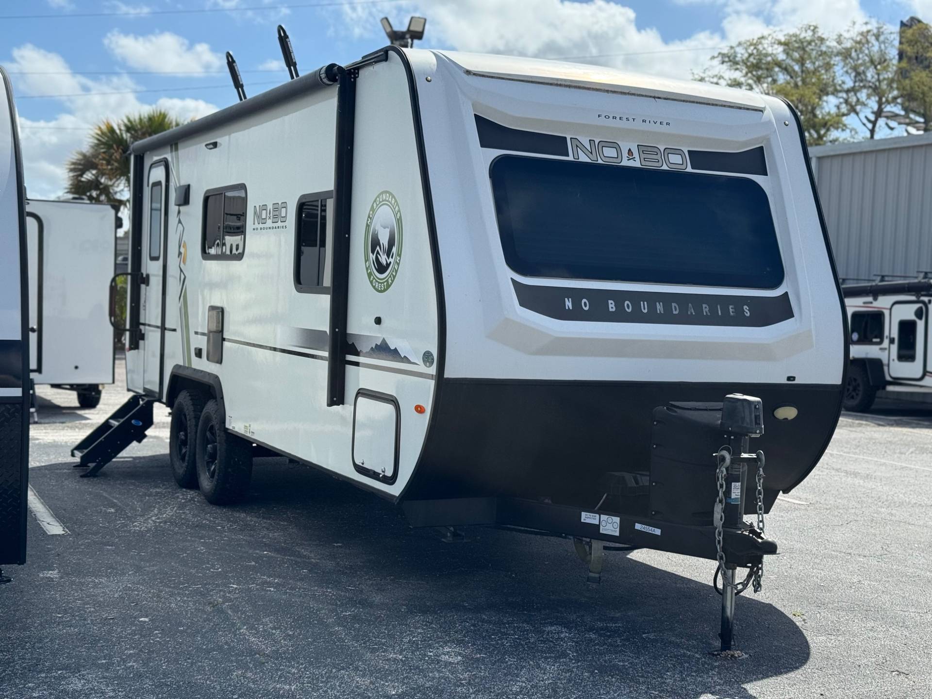 2020 Forest River 2020 Forest River No Boundaries - thumbnail 1