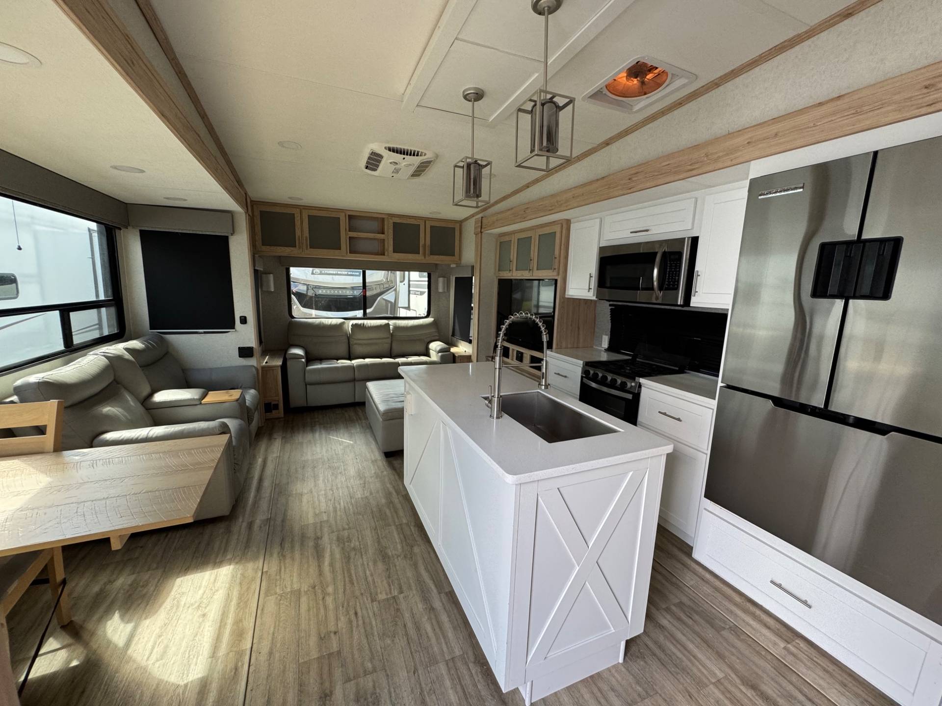 2022 Alliance RV 2022 Alliance RV Avenue - thumbnail 6