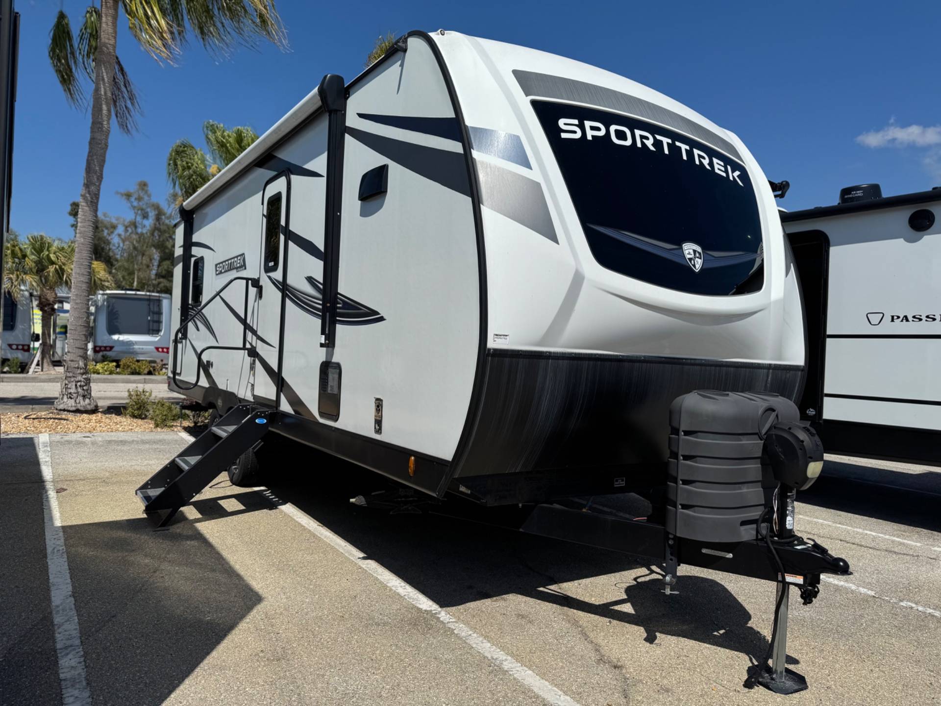 2024 Venture RV 2024 Venture RV SportTrek - thumbnail 1