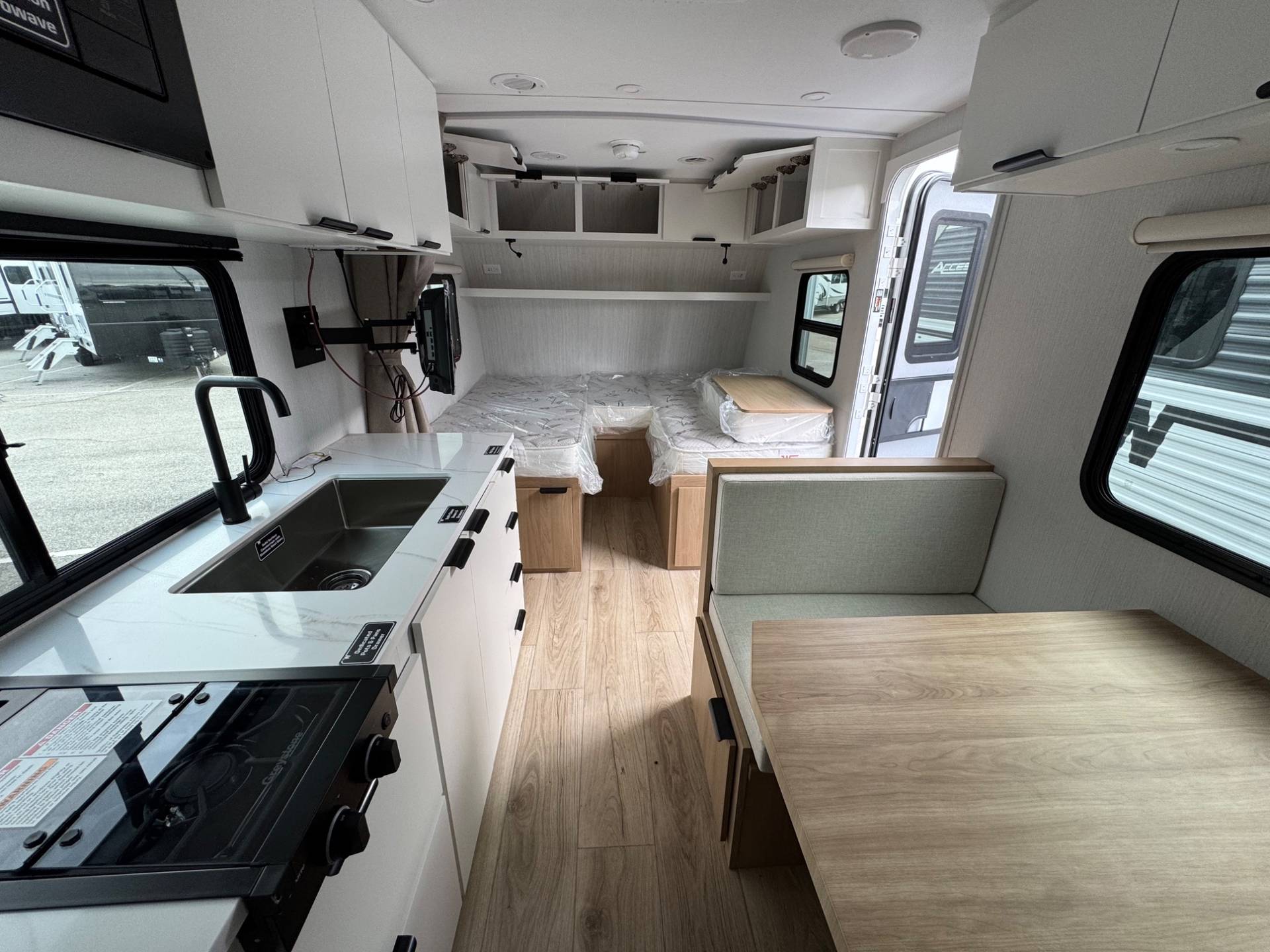 2026 Winnebago 2026 Winnebago Micro Minnie - thumbnail 6