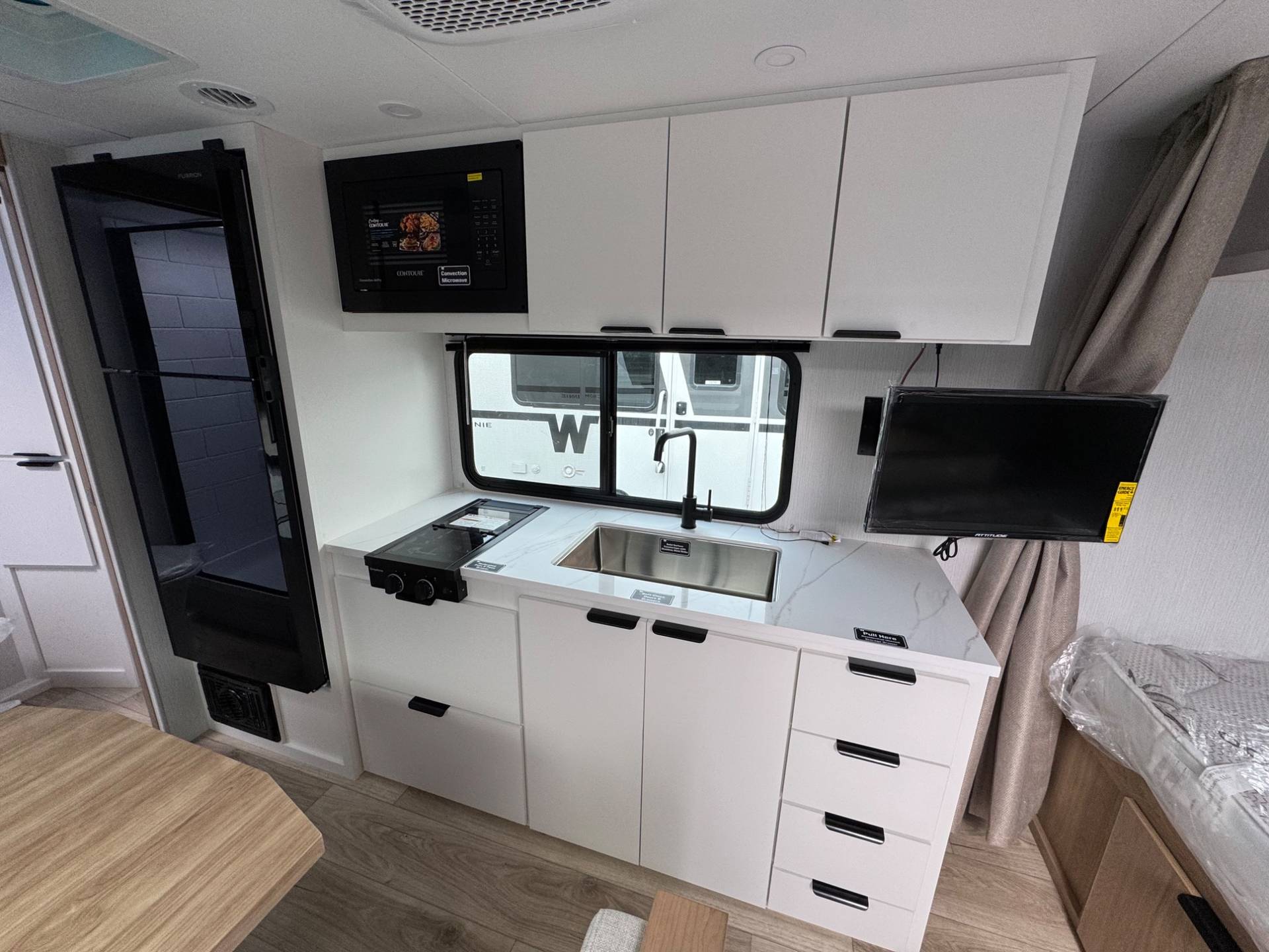 2026 Winnebago 2026 Winnebago Micro Minnie - thumbnail 7