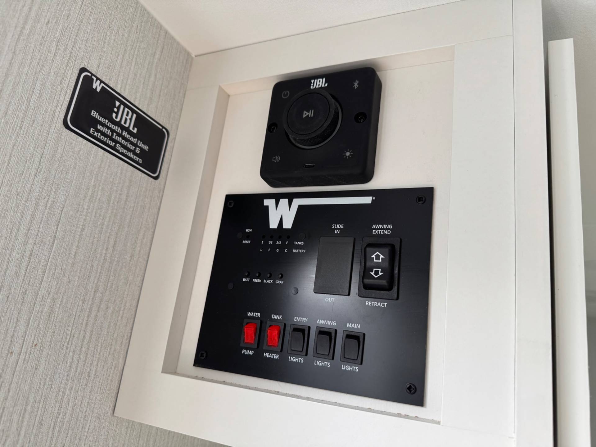 2026 Winnebago 2026 Winnebago Micro Minnie - thumbnail 16