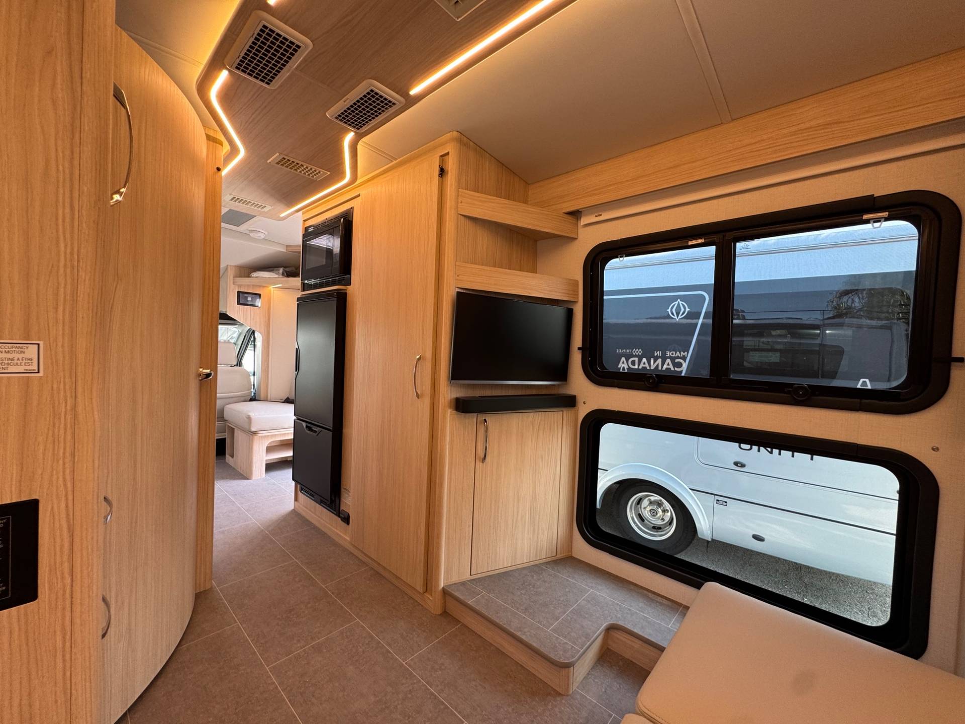 2026 Leisure Travel Vans 2026 Leisure Travel Vans Wonder - thumbnail 17