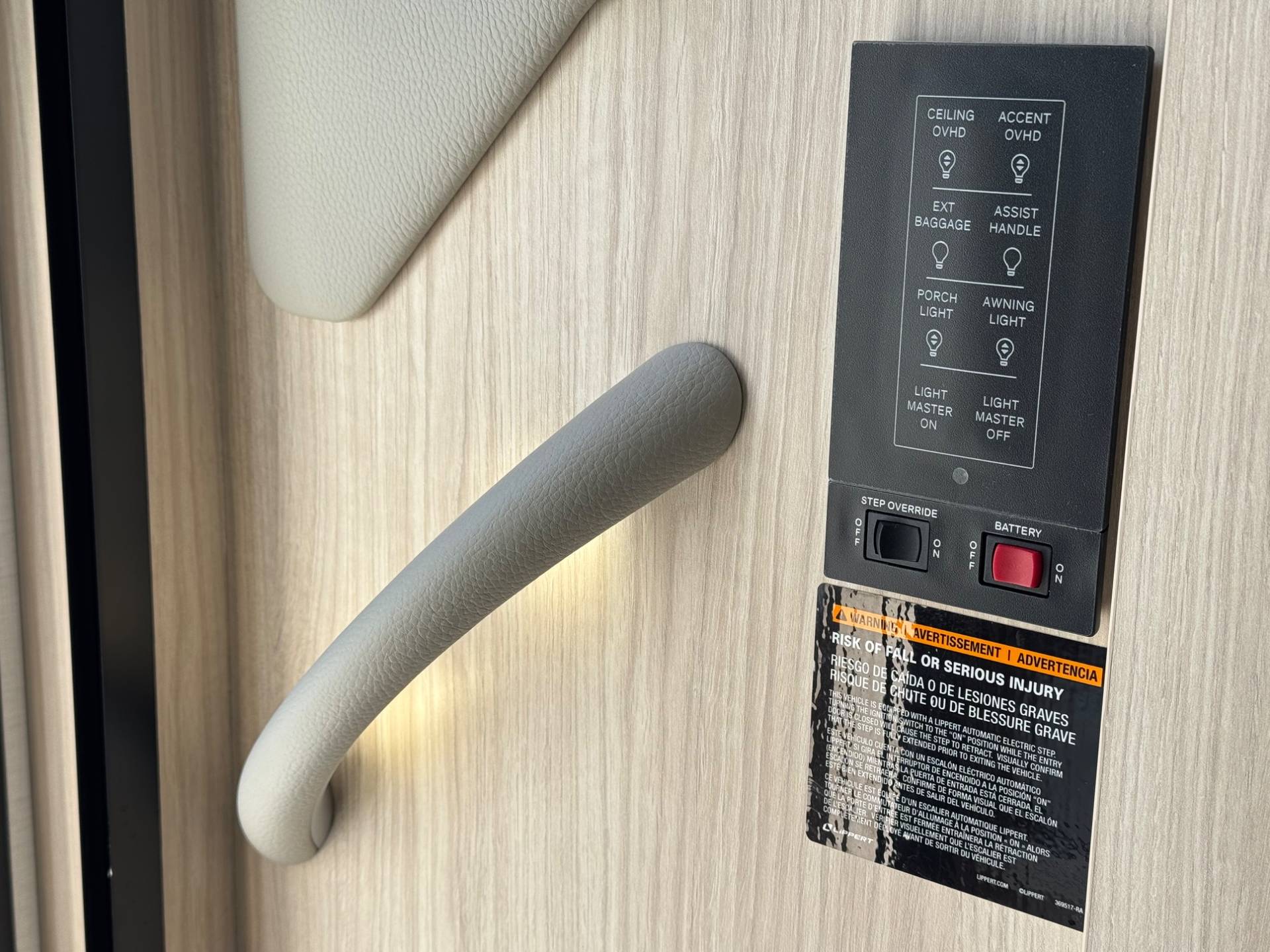 2026 Leisure Travel Vans 2026 Leisure Travel Vans Wonder - thumbnail 23