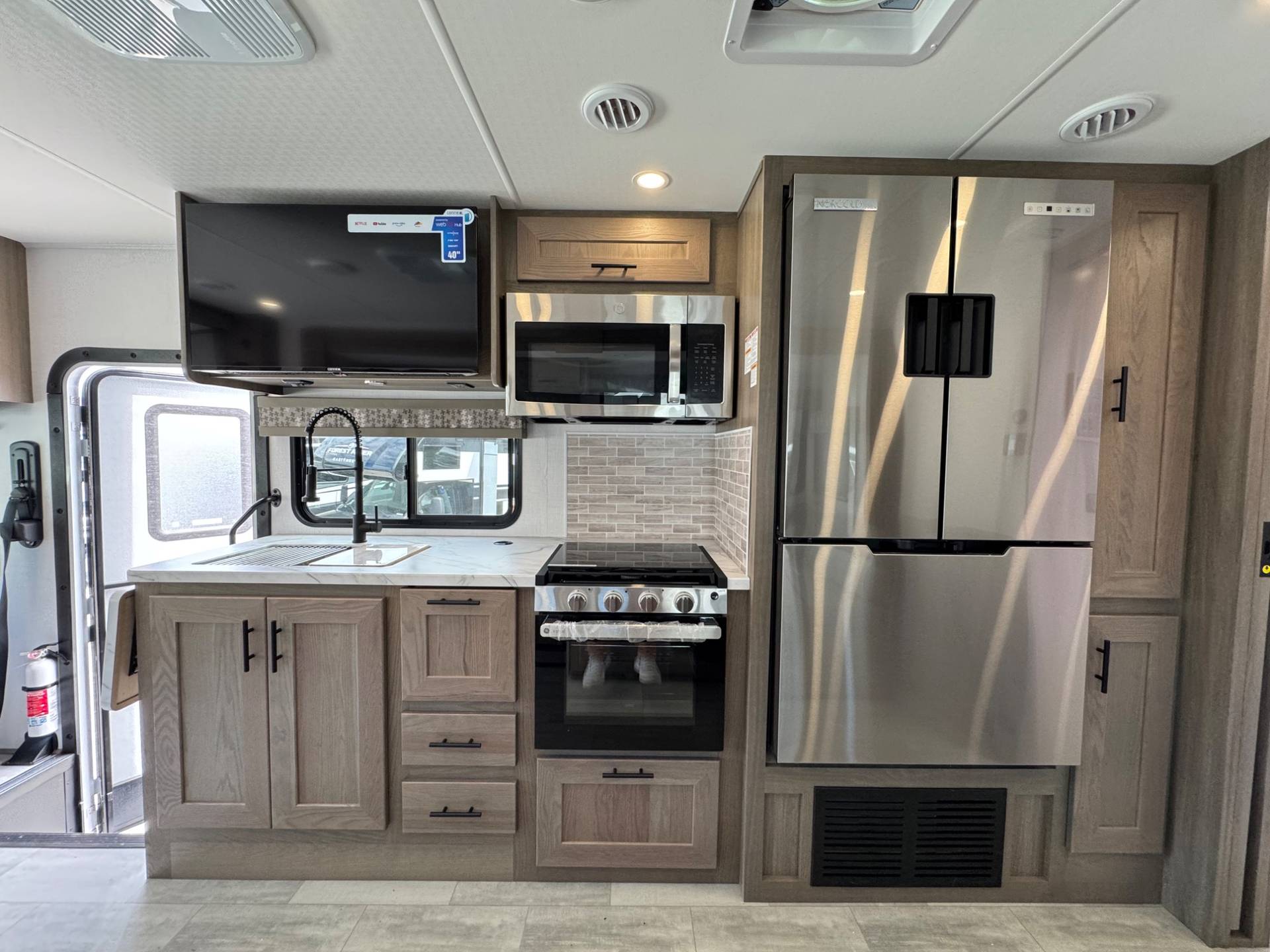 2026 Forest River 2026 Forest River FR3 - thumbnail 9