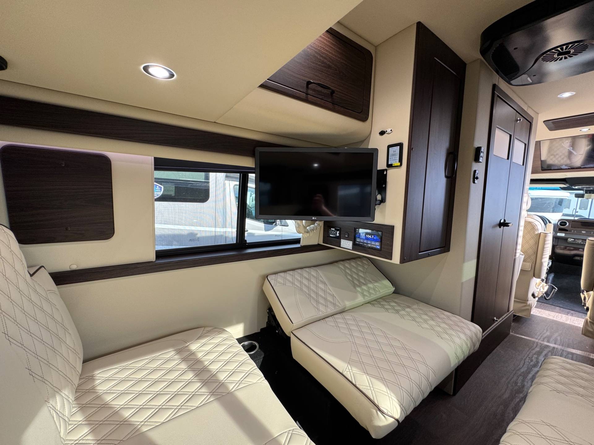 2026 Midwest Automotive Designs 2026 Midwest Automotive Designs Passage - thumbnail 15