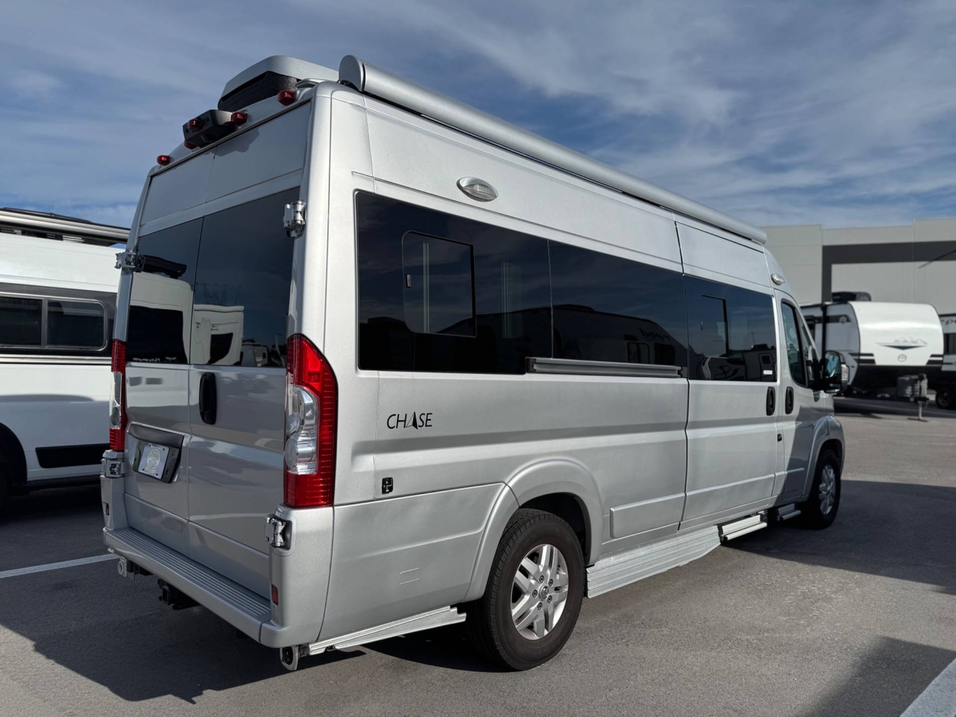 2023 Roadtrek 2023 Roadtrek Chase - thumbnail 4