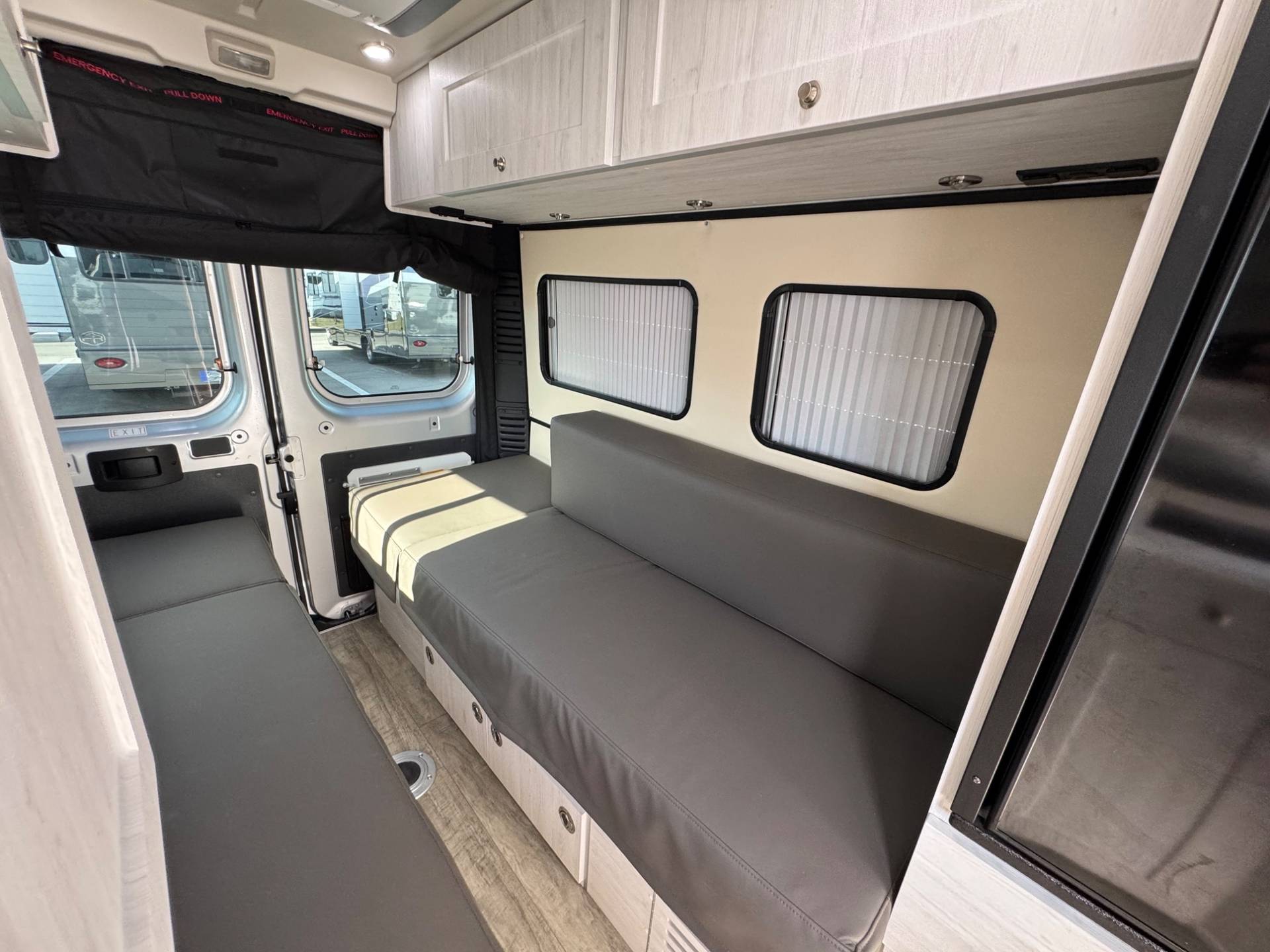 2023 Roadtrek 2023 Roadtrek Chase - thumbnail 13