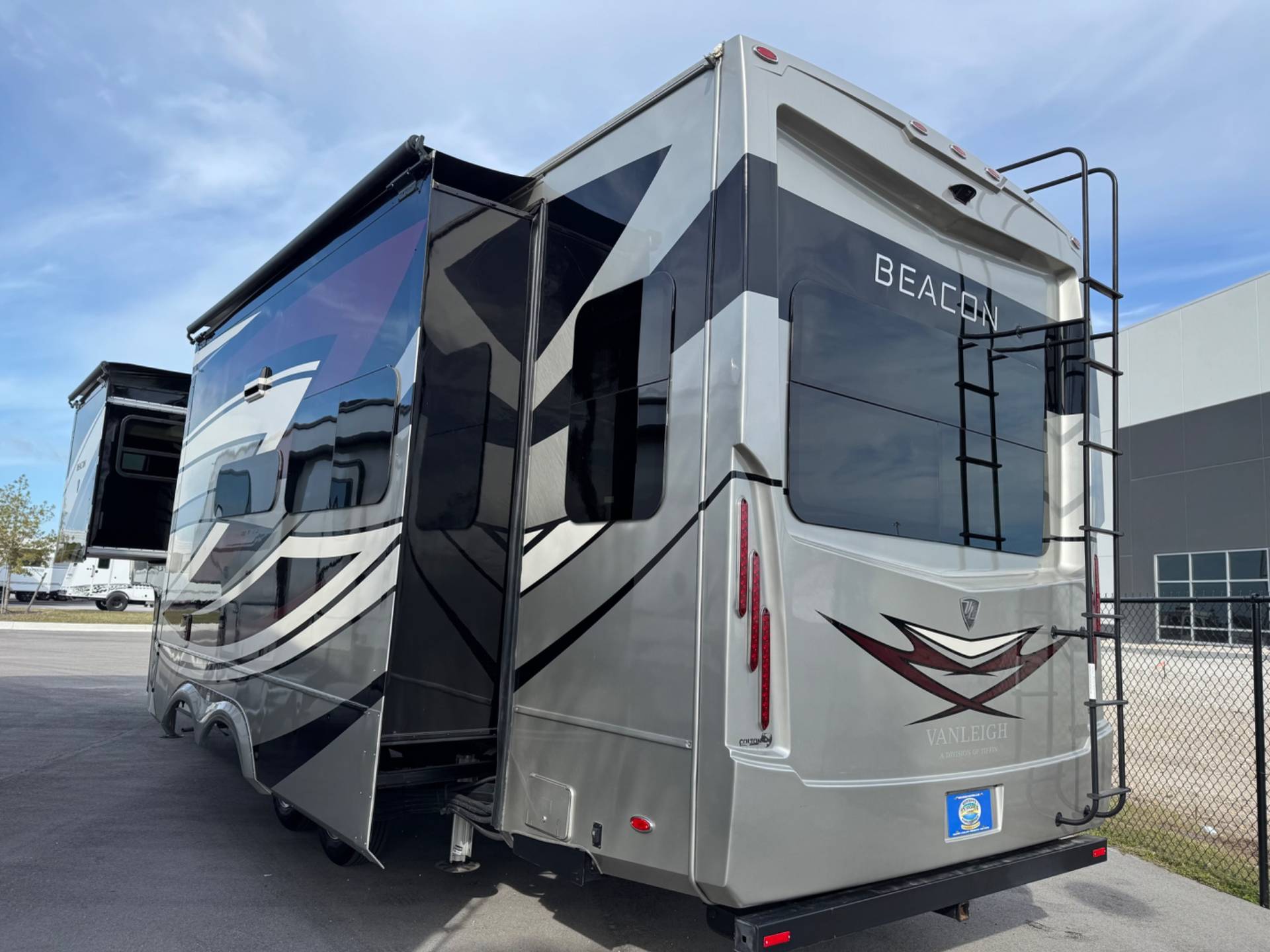 2022 Vanleigh 2022 Vanleigh Beacon - thumbnail 3