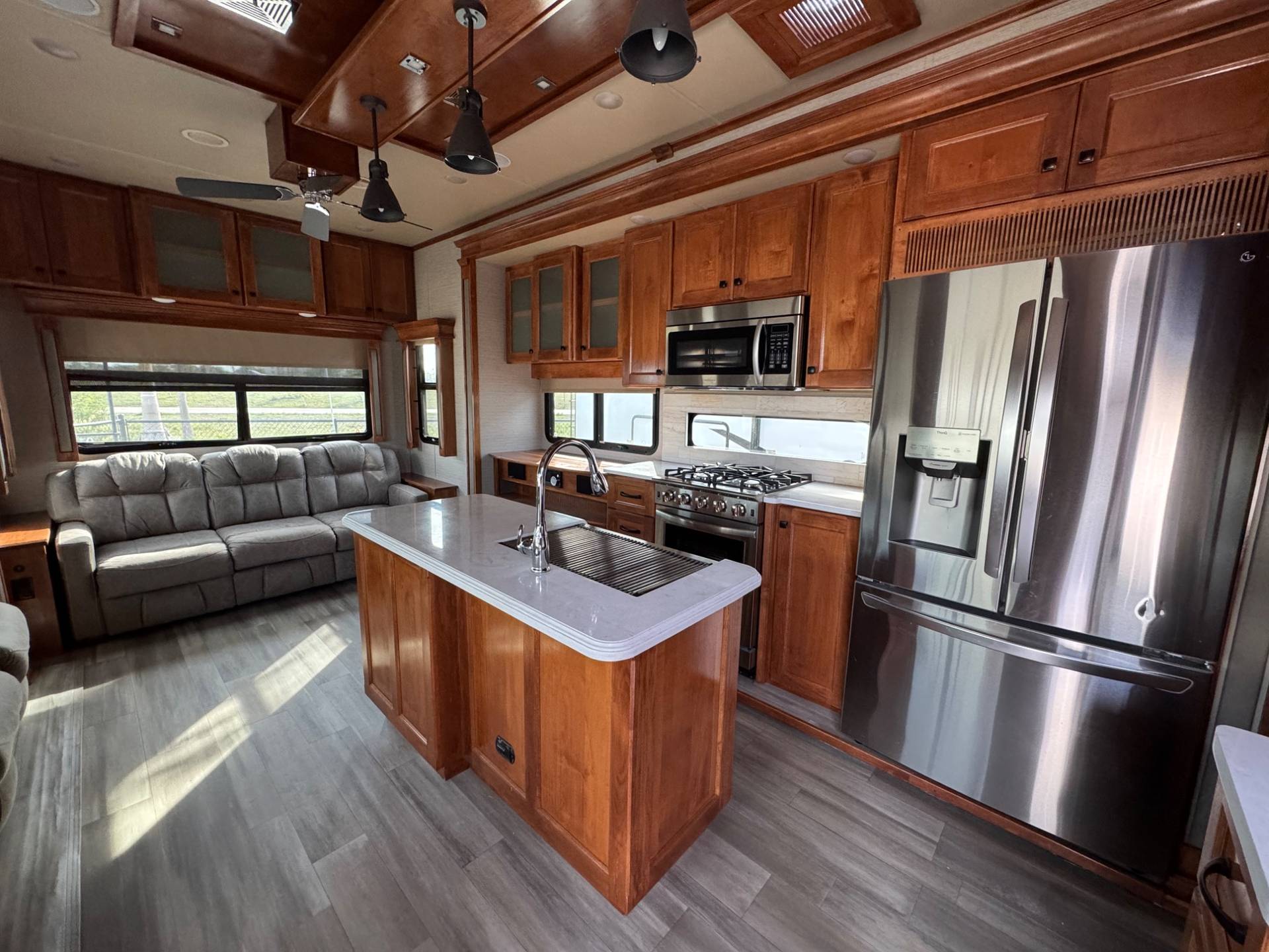 2022 Vanleigh 2022 Vanleigh Beacon - thumbnail 9