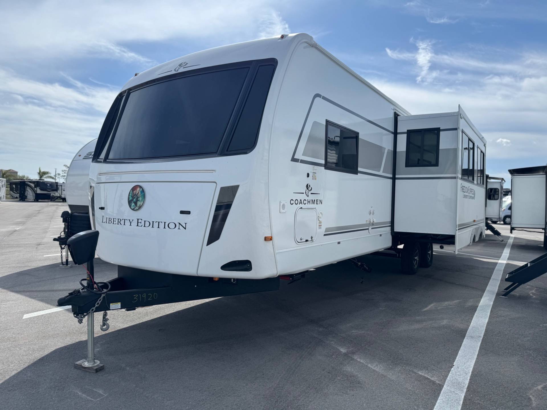 2026 Coachmen 2026 Coachmen Freedom Express Liberty Edition - thumbnail 3