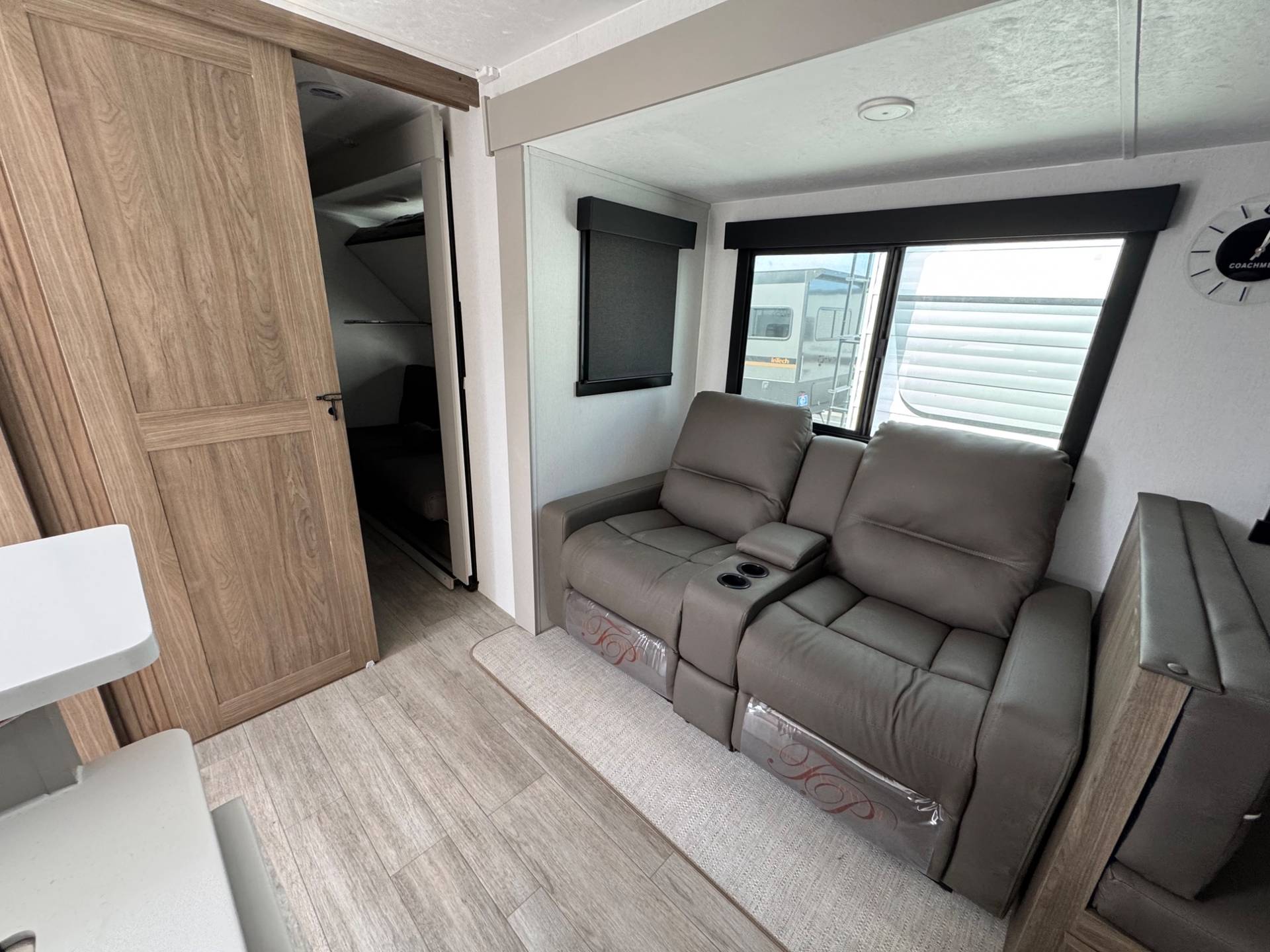 2026 Coachmen 2026 Coachmen Freedom Express Liberty Edition - thumbnail 12