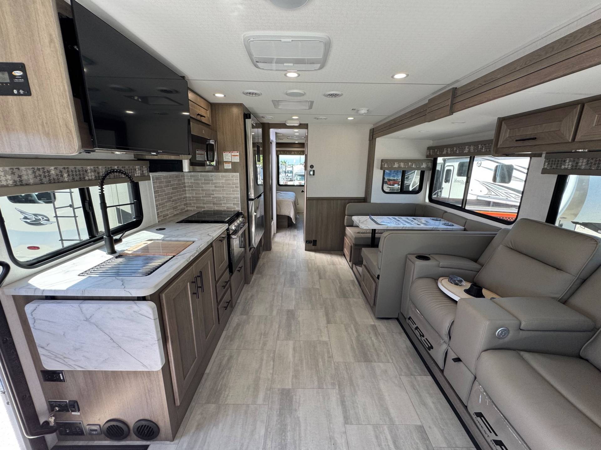 2026 Forest River 2026 Forest River FR3 - thumbnail 7