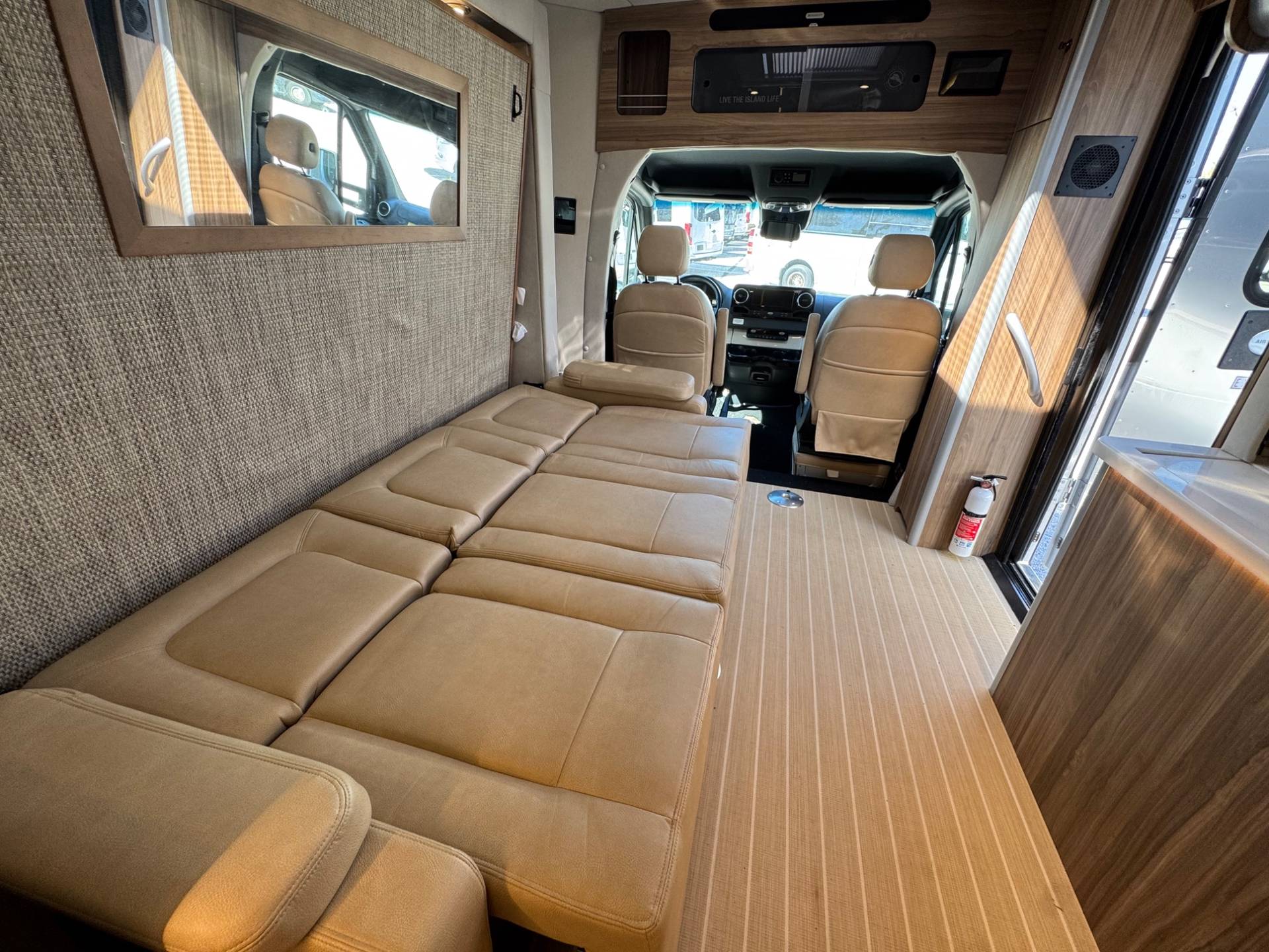 2022 Airstream 2022 Airstream Atlas - thumbnail 21