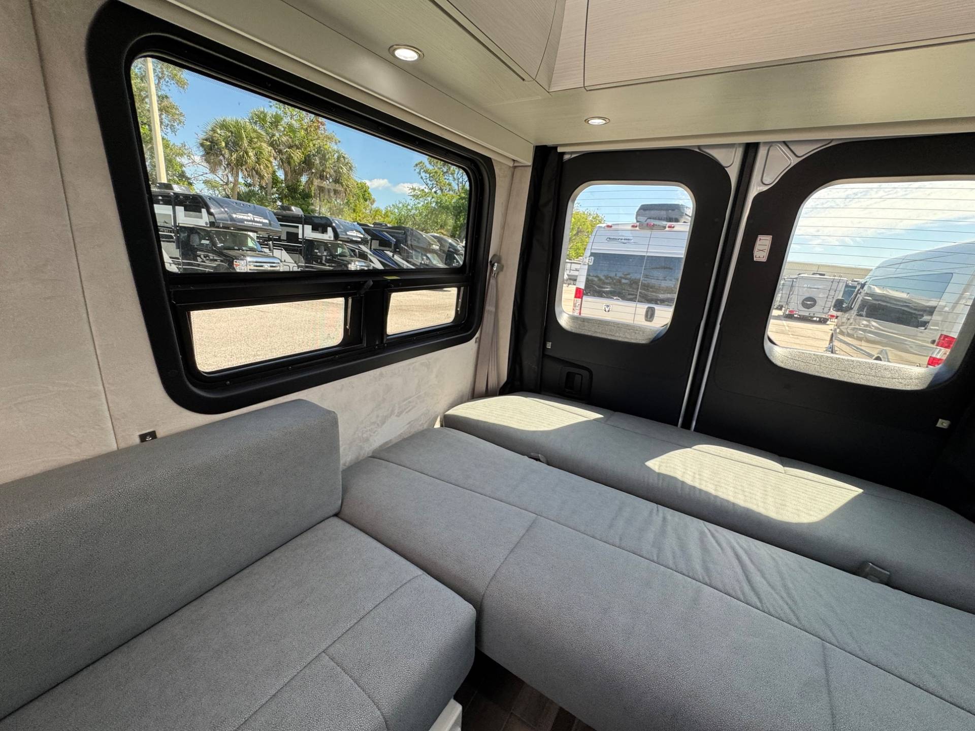 2023 Pleasure-Way 2023 Pleasure-Way Plateau - thumbnail 20