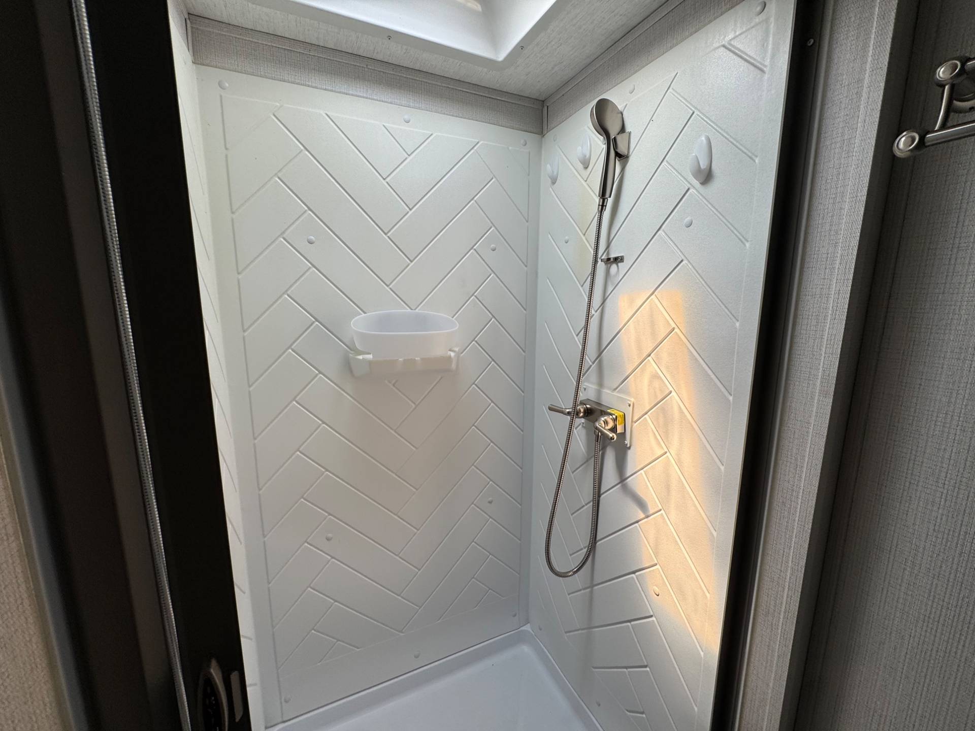 2024 Keystone RV 2024 Keystone RV Cougar Sport - thumbnail 20