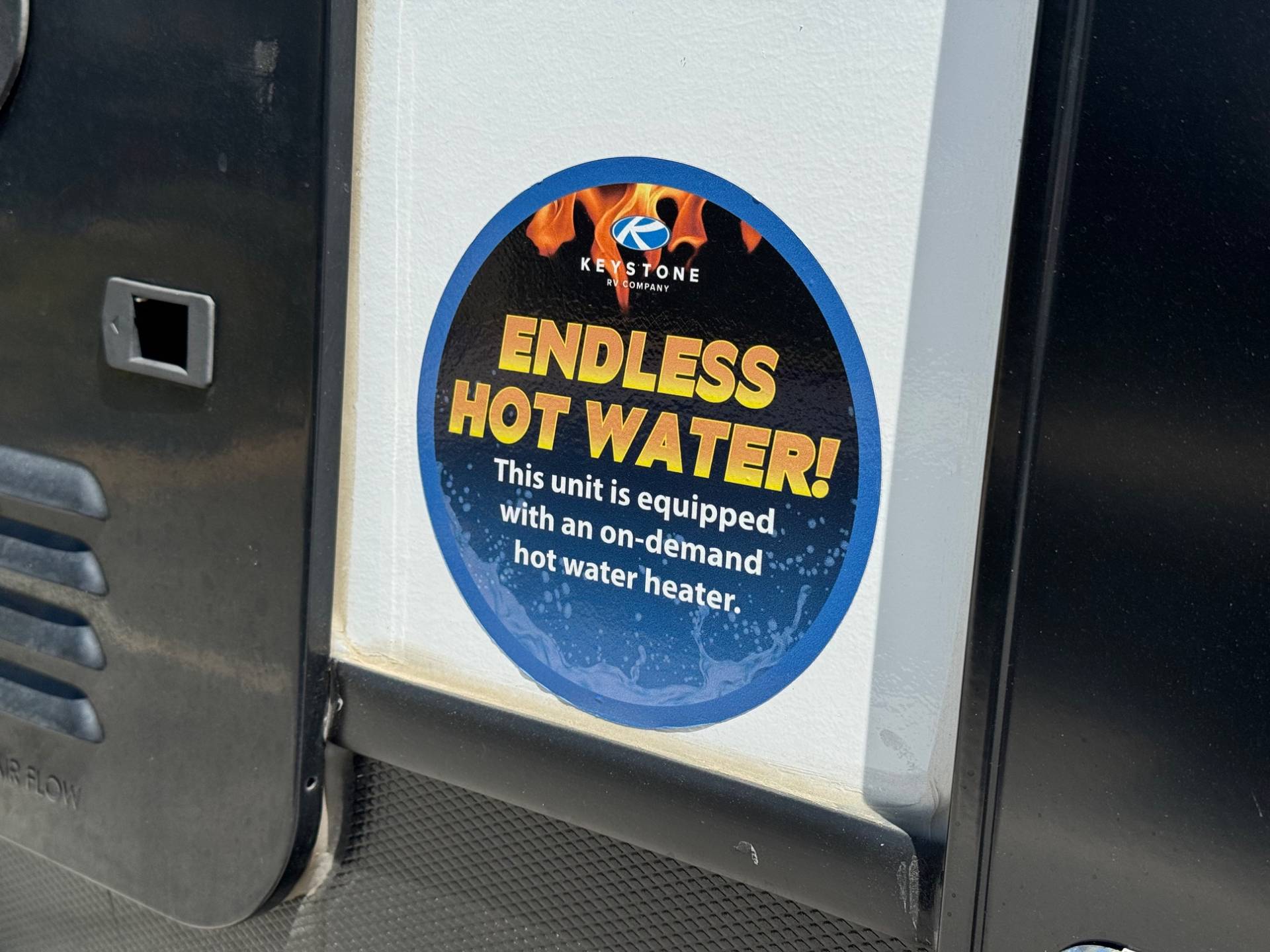 2024 Keystone RV 2024 Keystone RV Cougar Sport - thumbnail 25