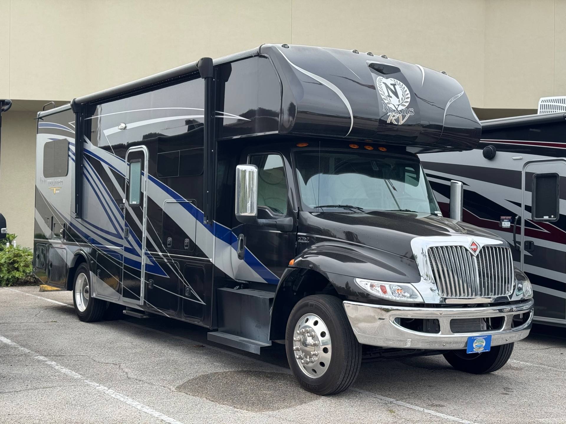 2023 Nexus RV 2023 Nexus RV Triumph - thumbnail 1