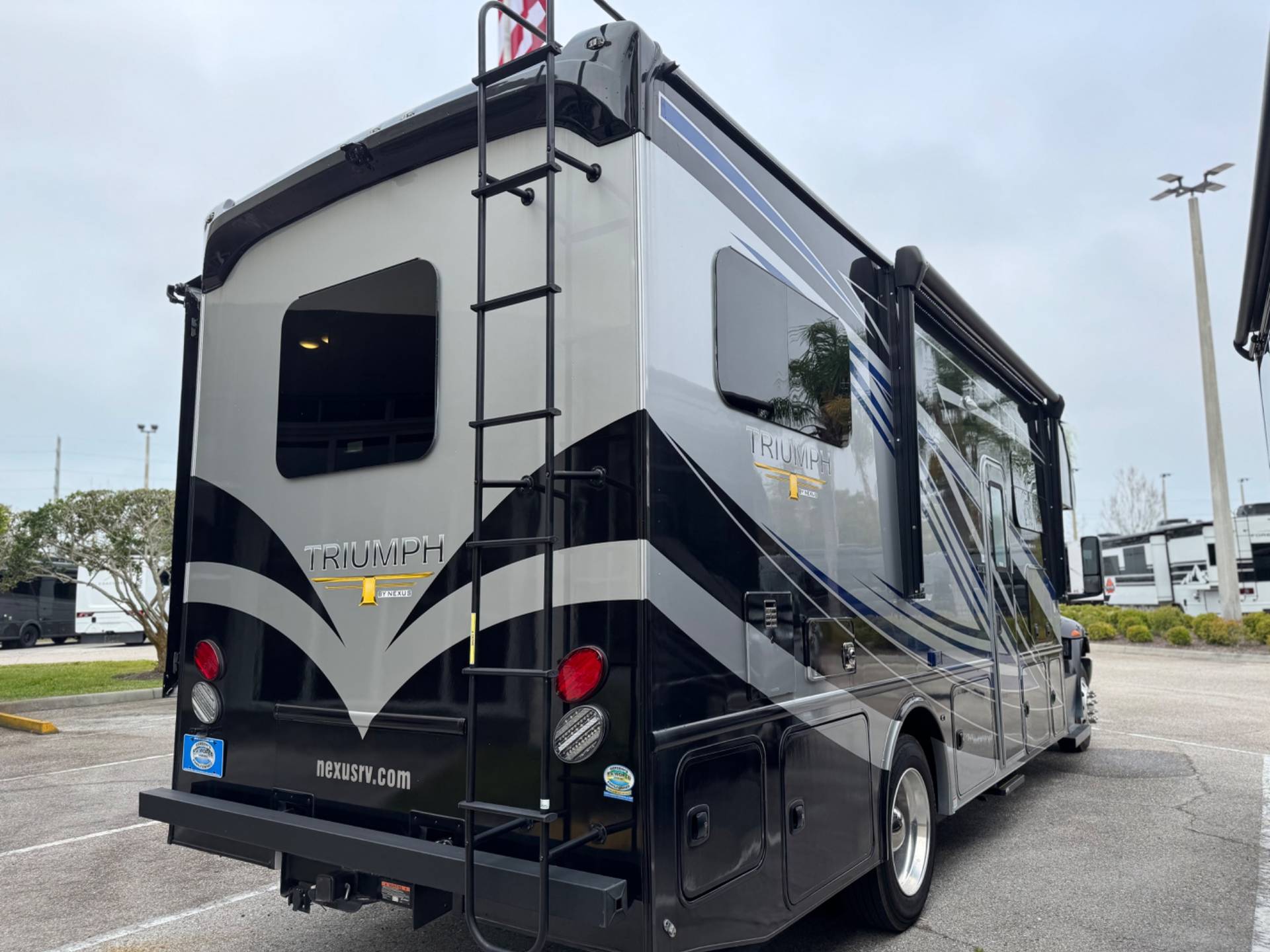 2023 Nexus RV 2023 Nexus RV Triumph - thumbnail 5