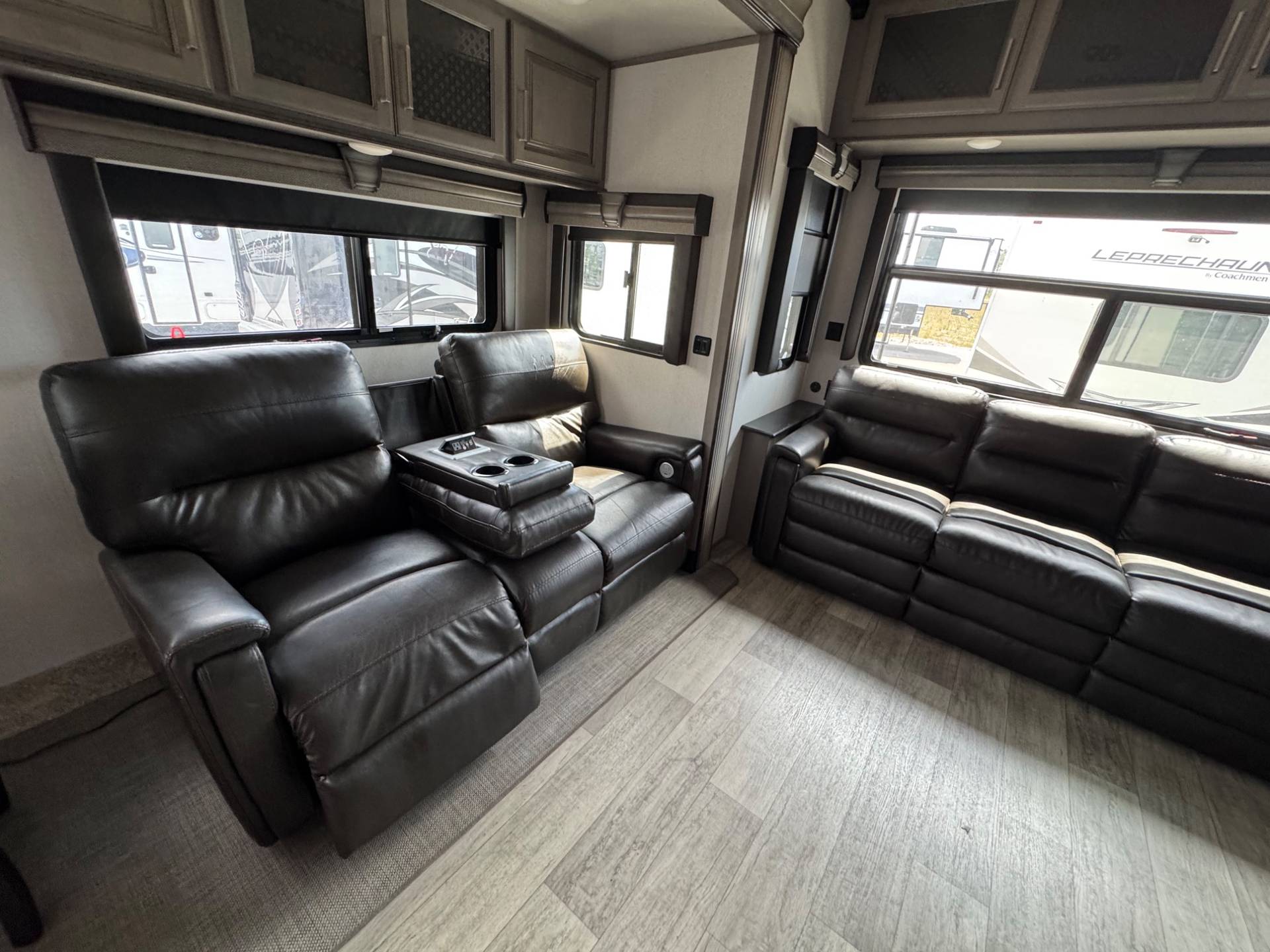 2021 KEYSTONE RV 2021 KEYSTONE RV MONTANA - thumbnail 17