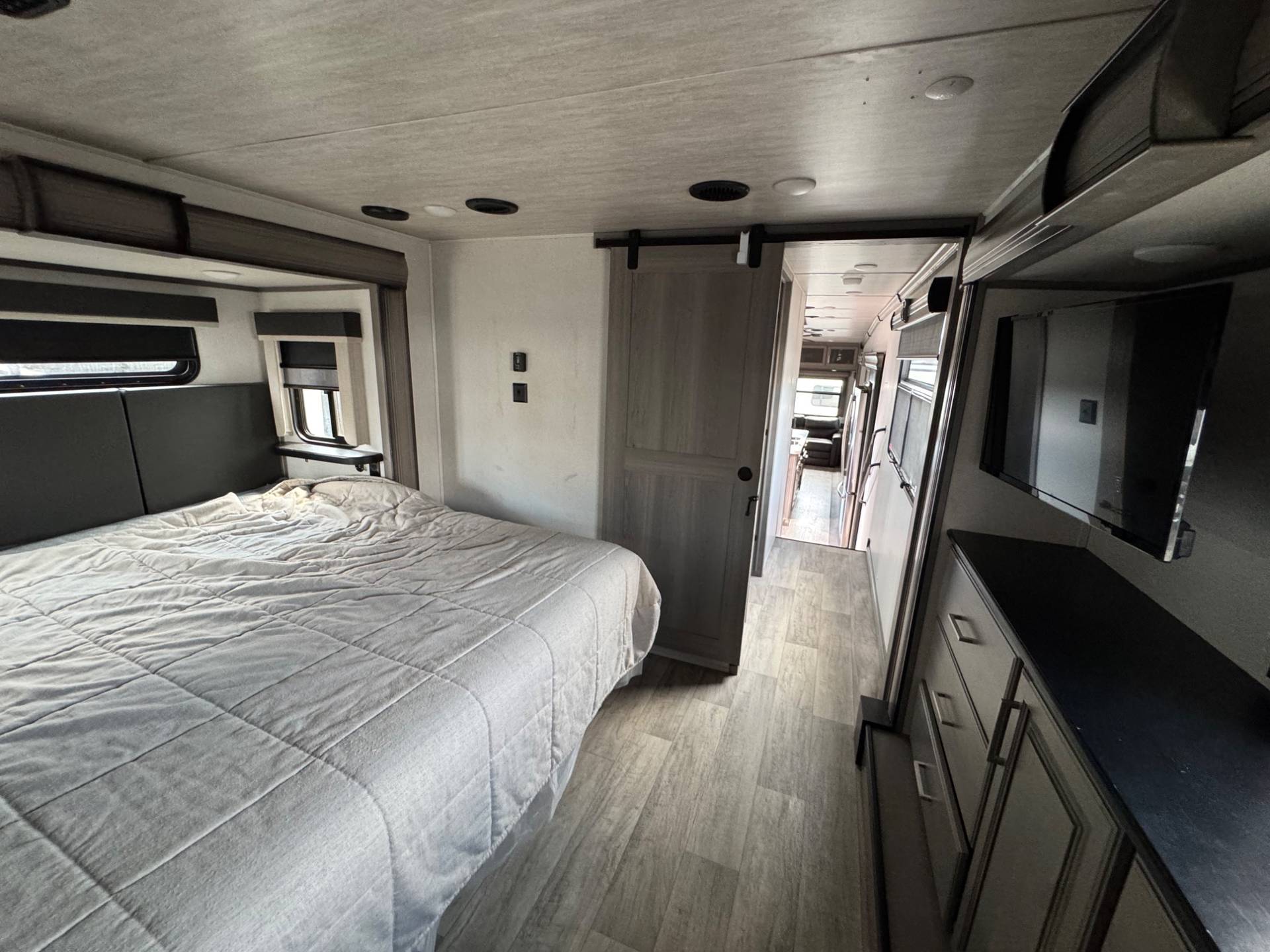 2021 KEYSTONE RV 2021 KEYSTONE RV MONTANA - thumbnail 25