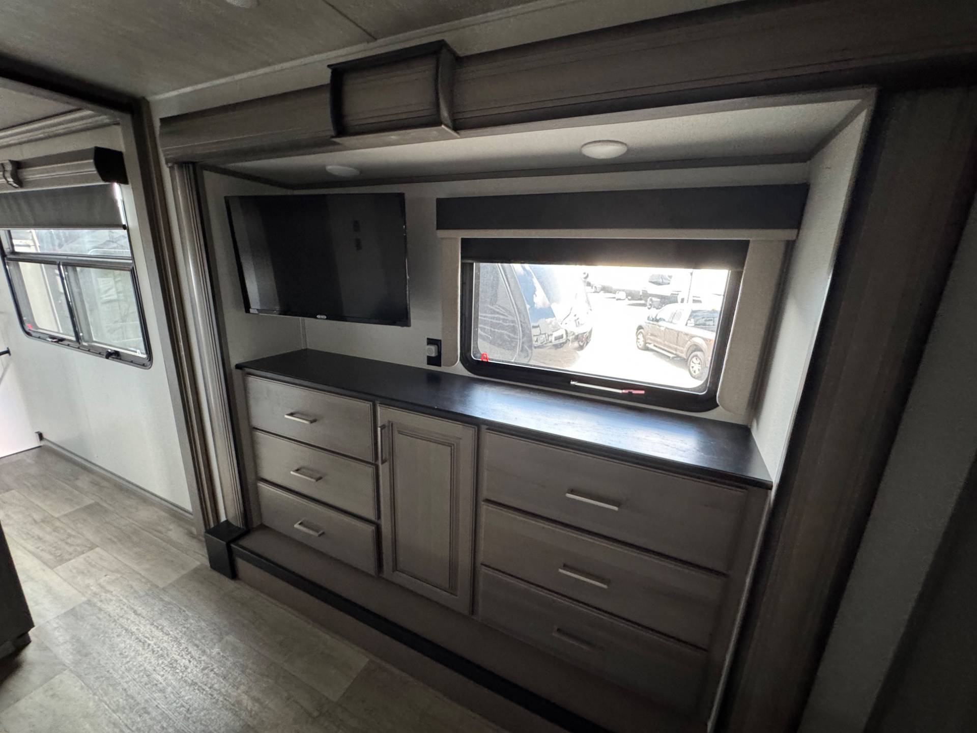 2021 KEYSTONE RV 2021 KEYSTONE RV MONTANA - thumbnail 26