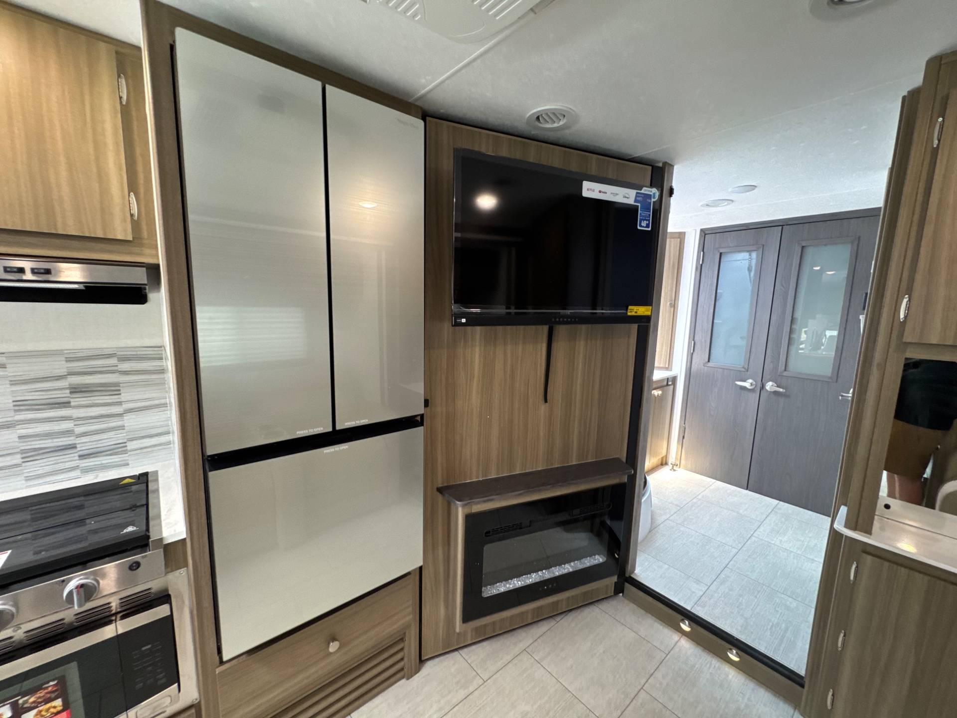 2026 Coachmen 2026 Coachmen Freelander - thumbnail 12