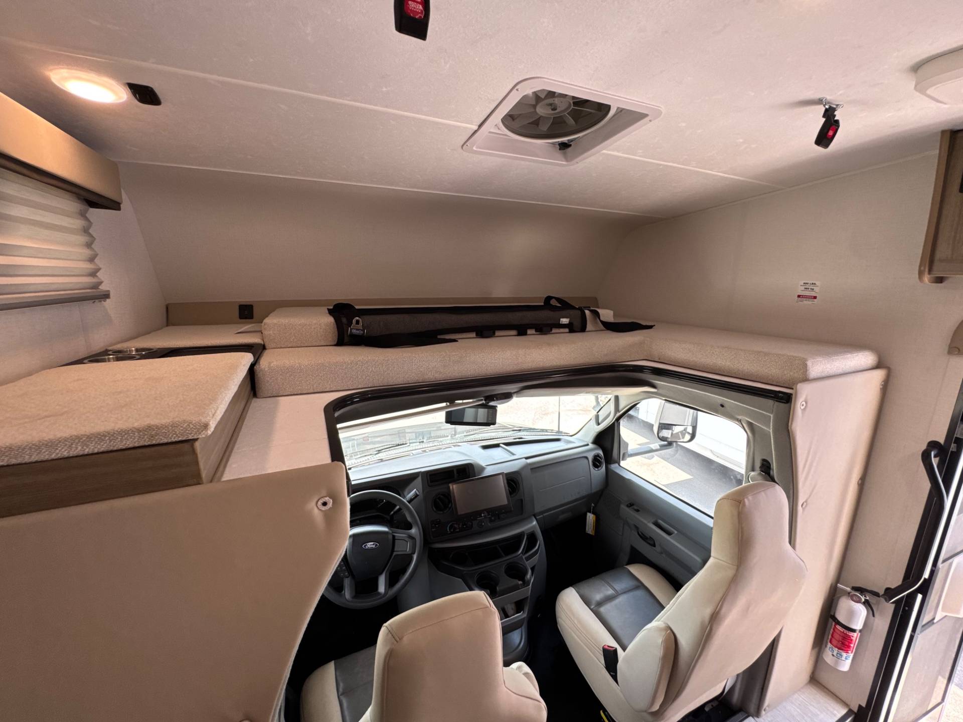 2026 Coachmen 2026 Coachmen Freelander - thumbnail 16