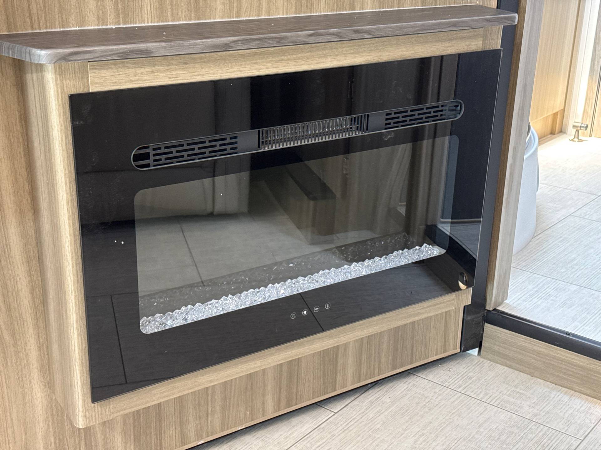 2026 Coachmen 2026 Coachmen Freelander - thumbnail 21