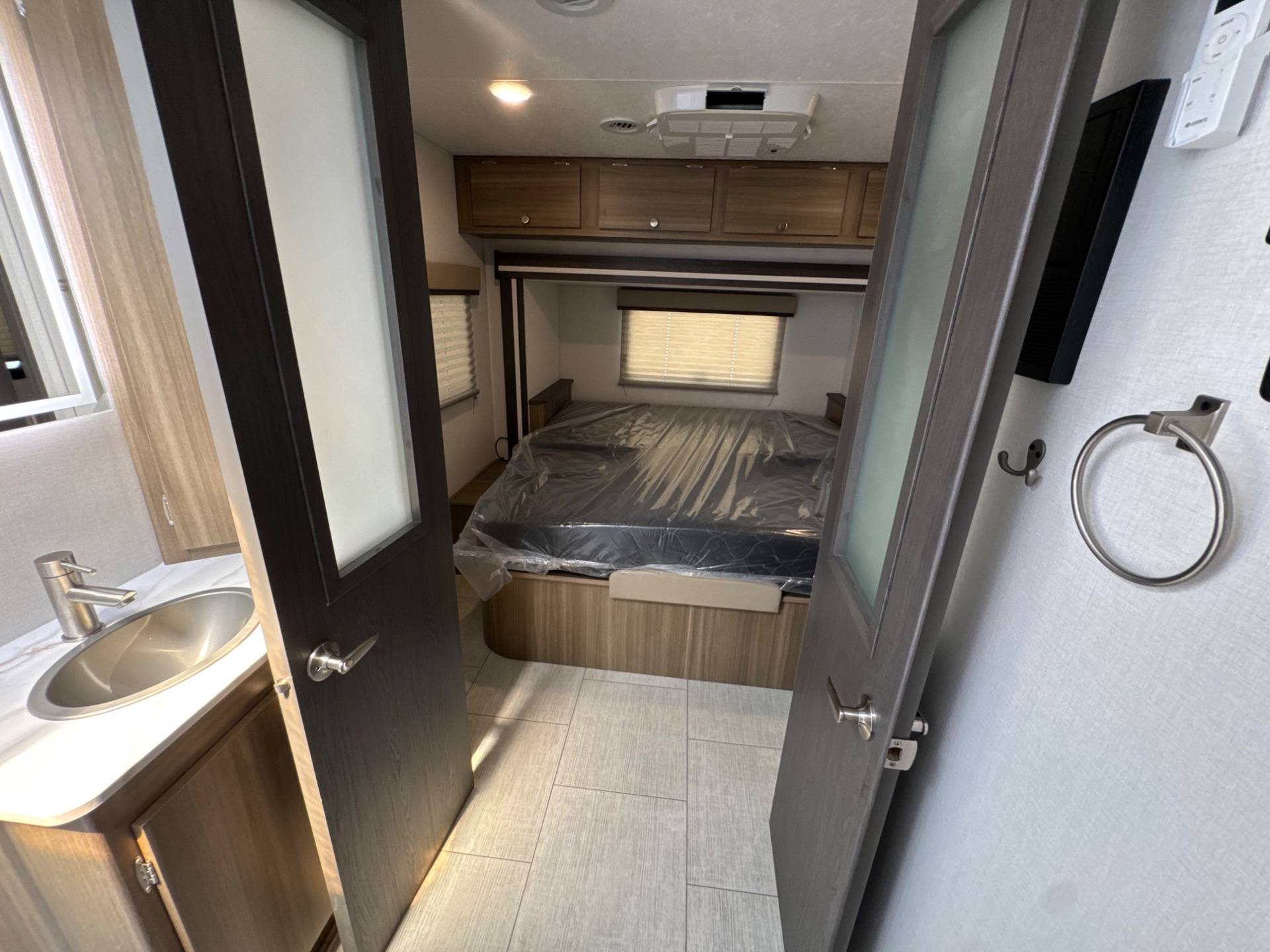 2026 Coachmen 2026 Coachmen Freelander - thumbnail 28