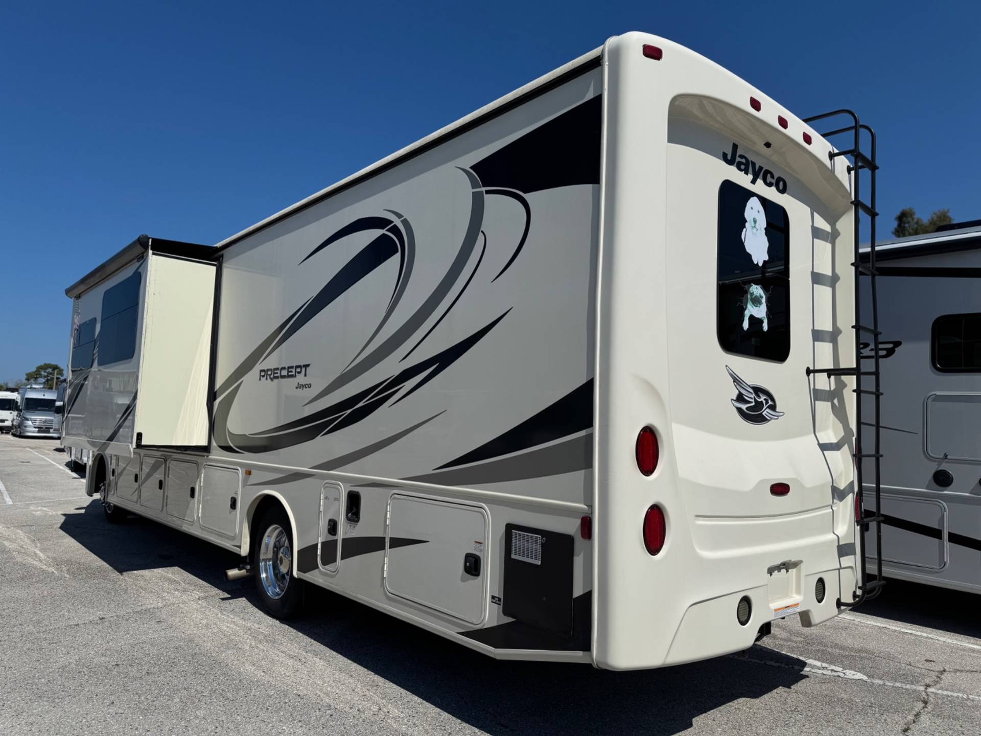 2021 Jayco 2021 Jayco Precept - thumbnail 3