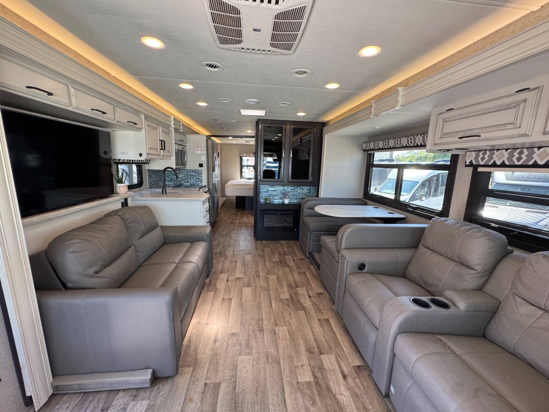 2021 Jayco 2021 Jayco Precept - thumbnail 6