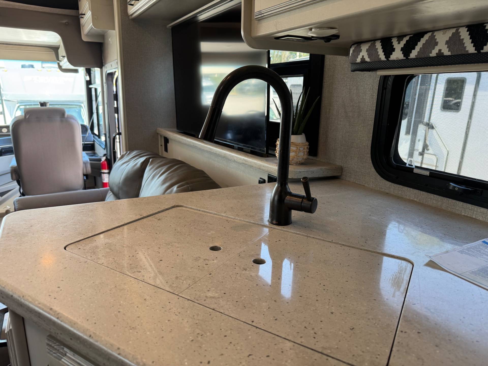 2021 Jayco 2021 Jayco Precept - thumbnail 11