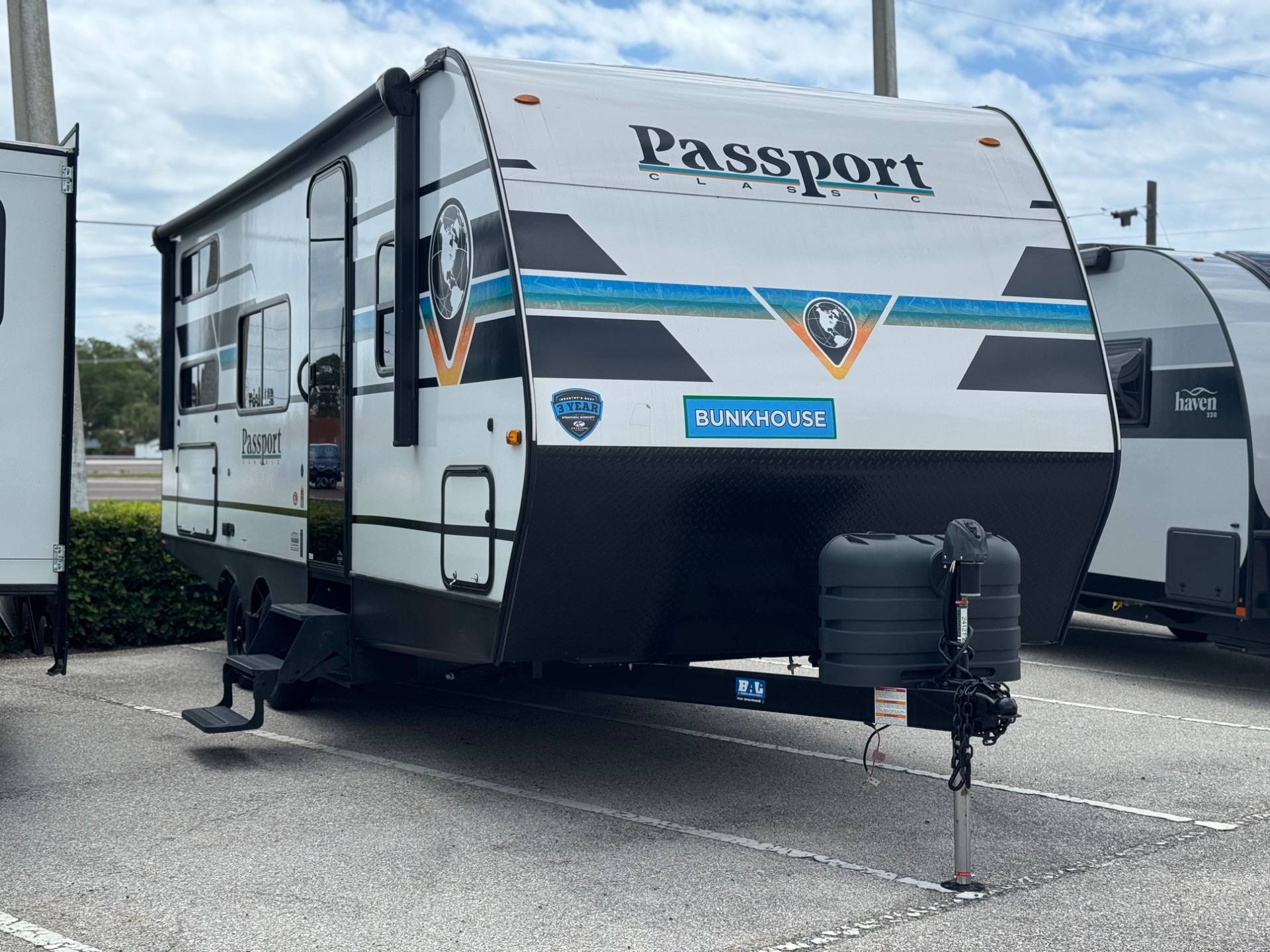 2025 Keystone RV 2025 Keystone RV Passport Classic - thumbnail 1