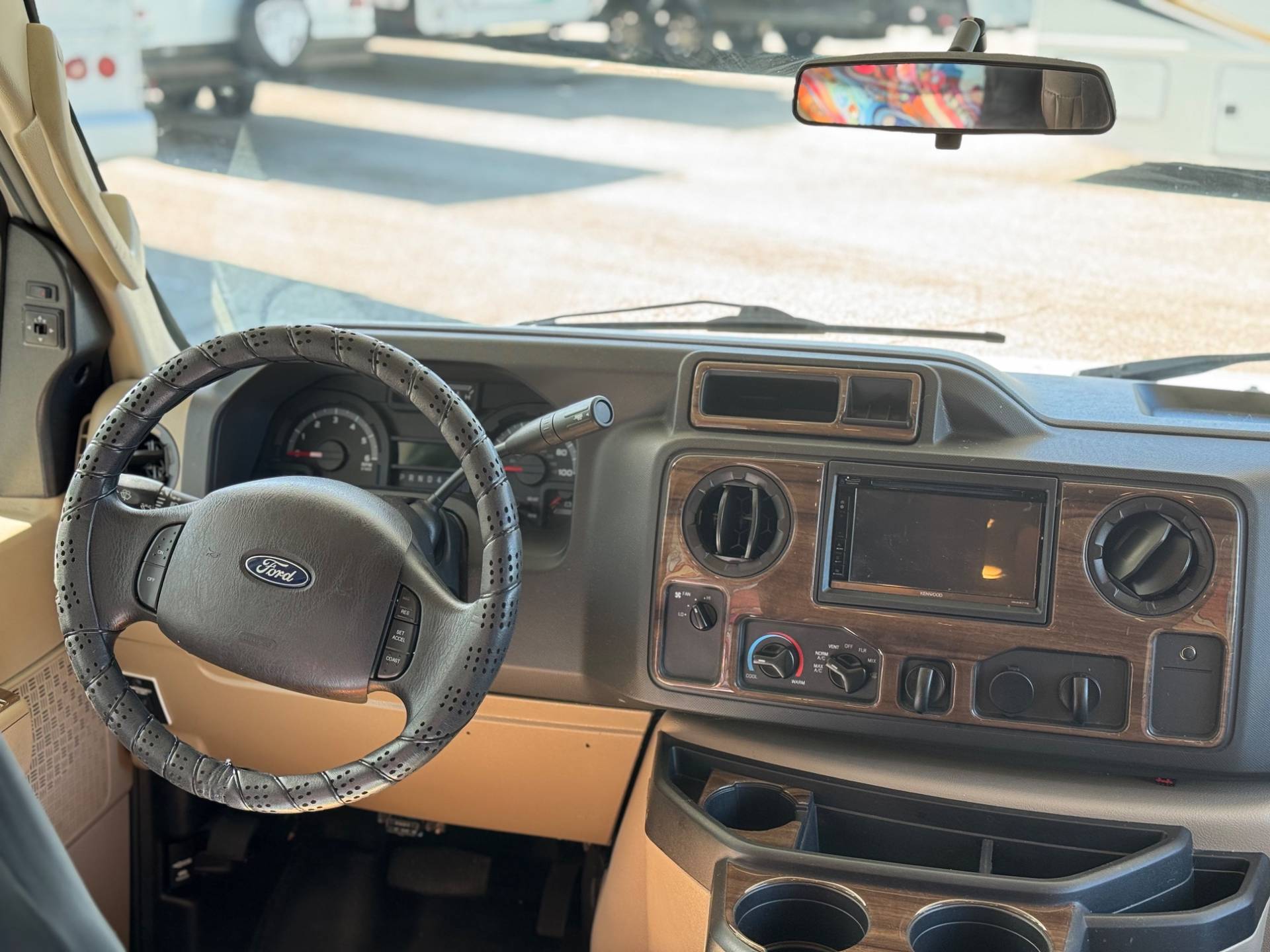 2020 Thor Motor Coach 2020 Thor Motor Coach Quantum - thumbnail 5