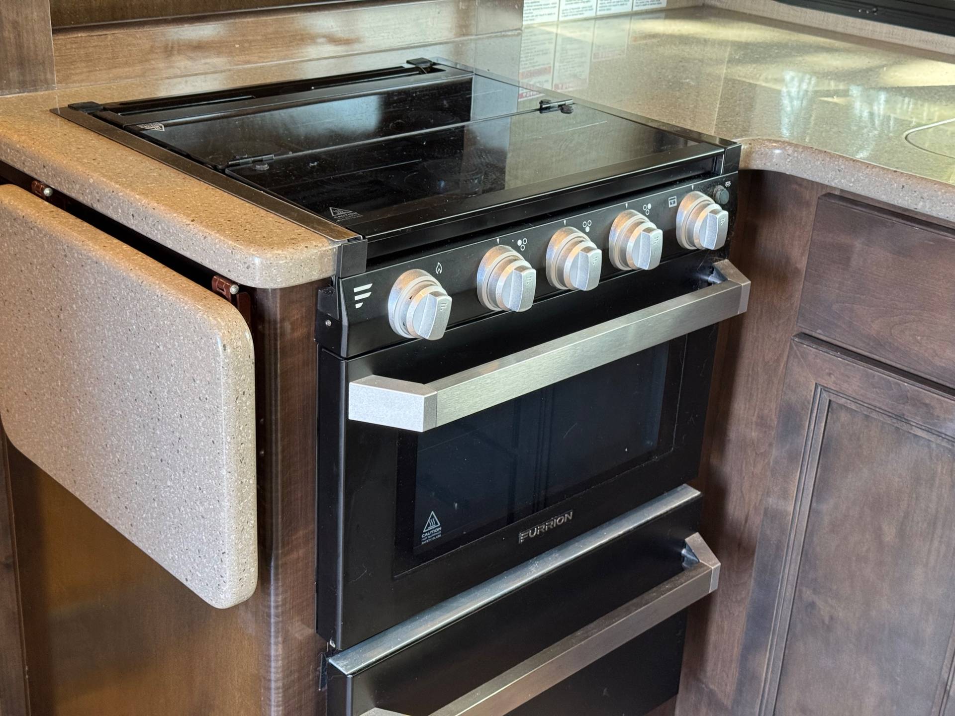 2020 Thor Motor Coach 2020 Thor Motor Coach Quantum - thumbnail 9