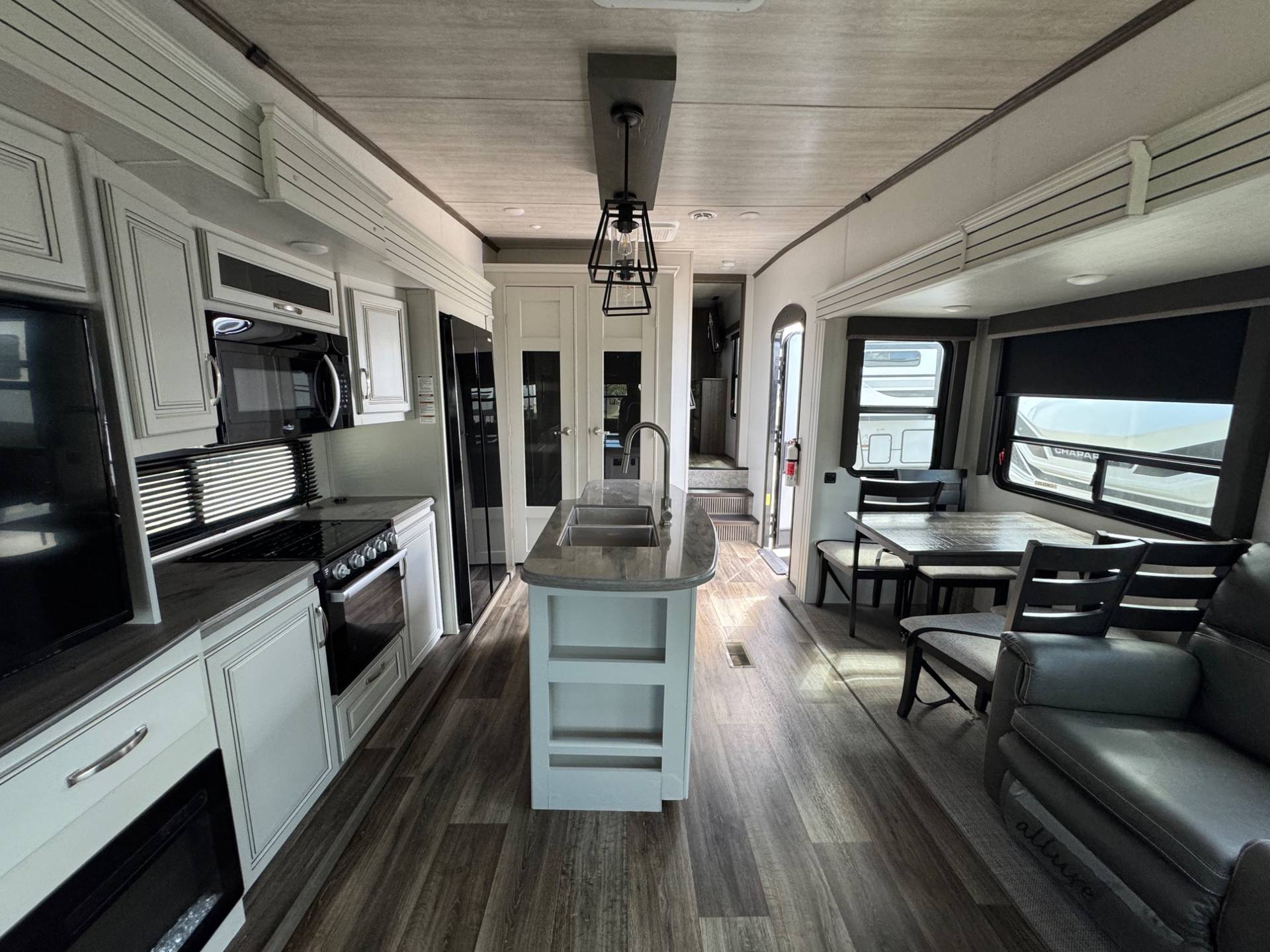 2023 KEYSTONE RV 2023 KEYSTONE RV COUGAR - thumbnail 6