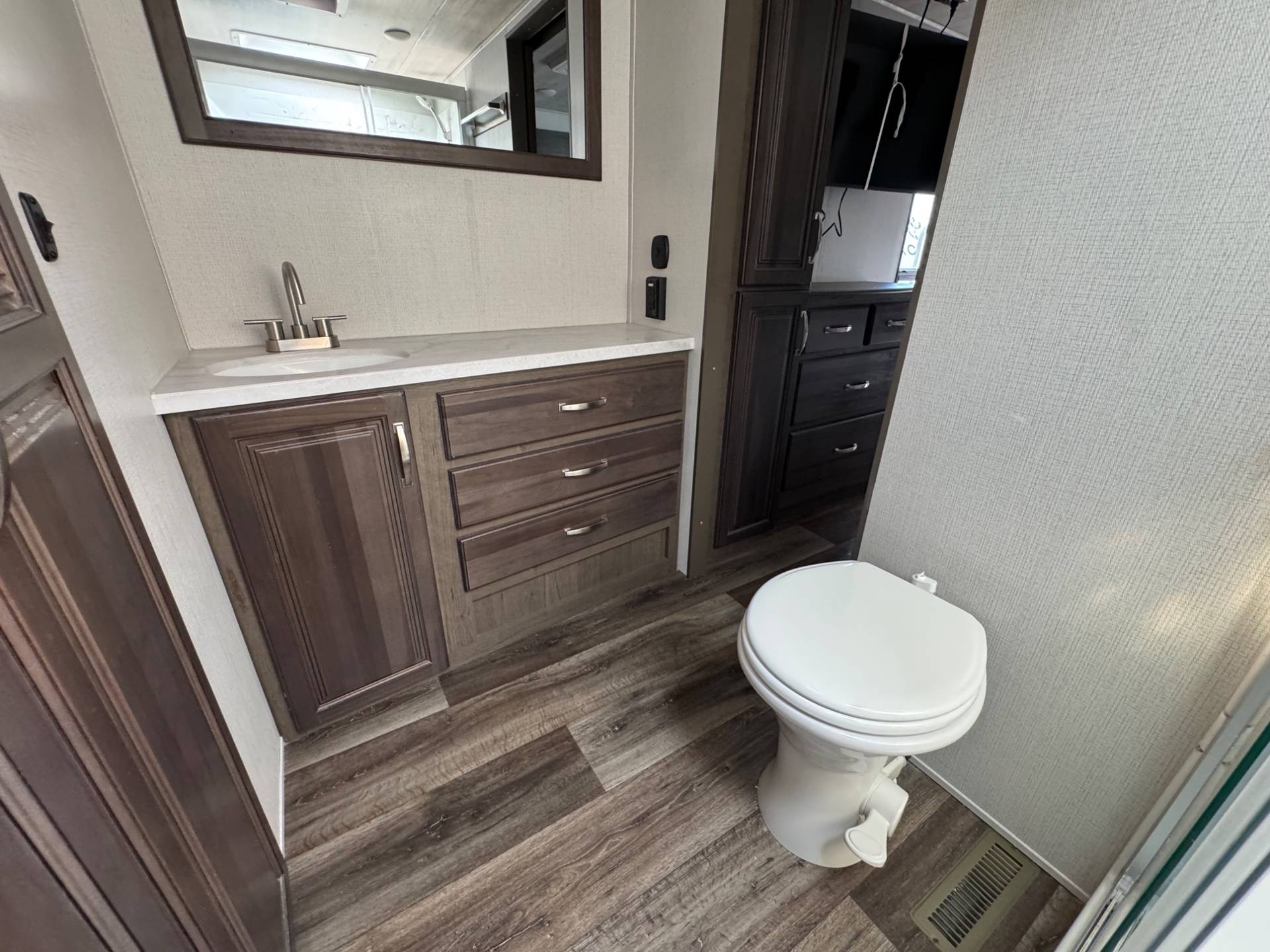 2023 KEYSTONE RV 2023 KEYSTONE RV COUGAR - thumbnail 30