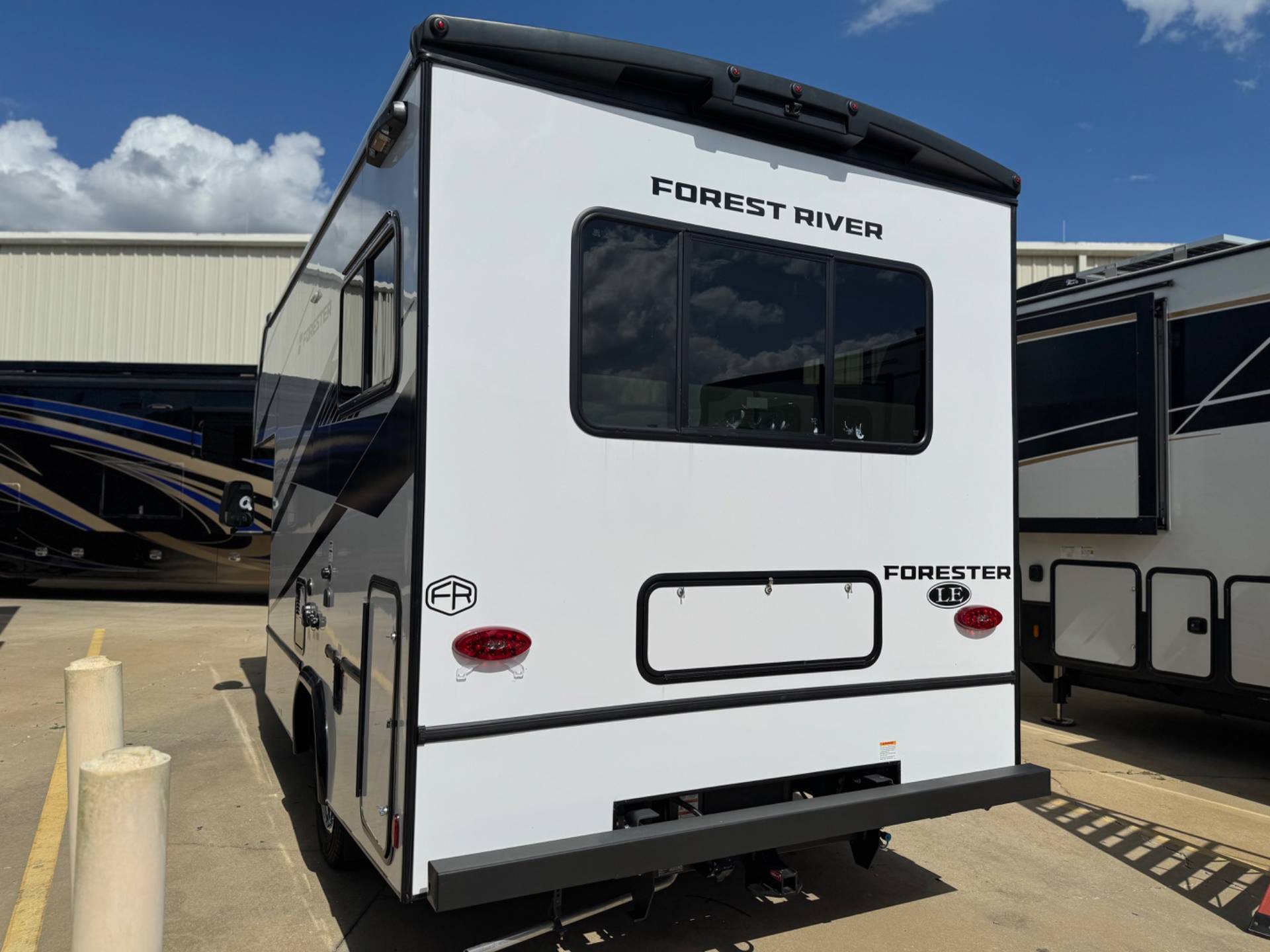 2026 Forest River 2026 Forest River Forester - thumbnail 4