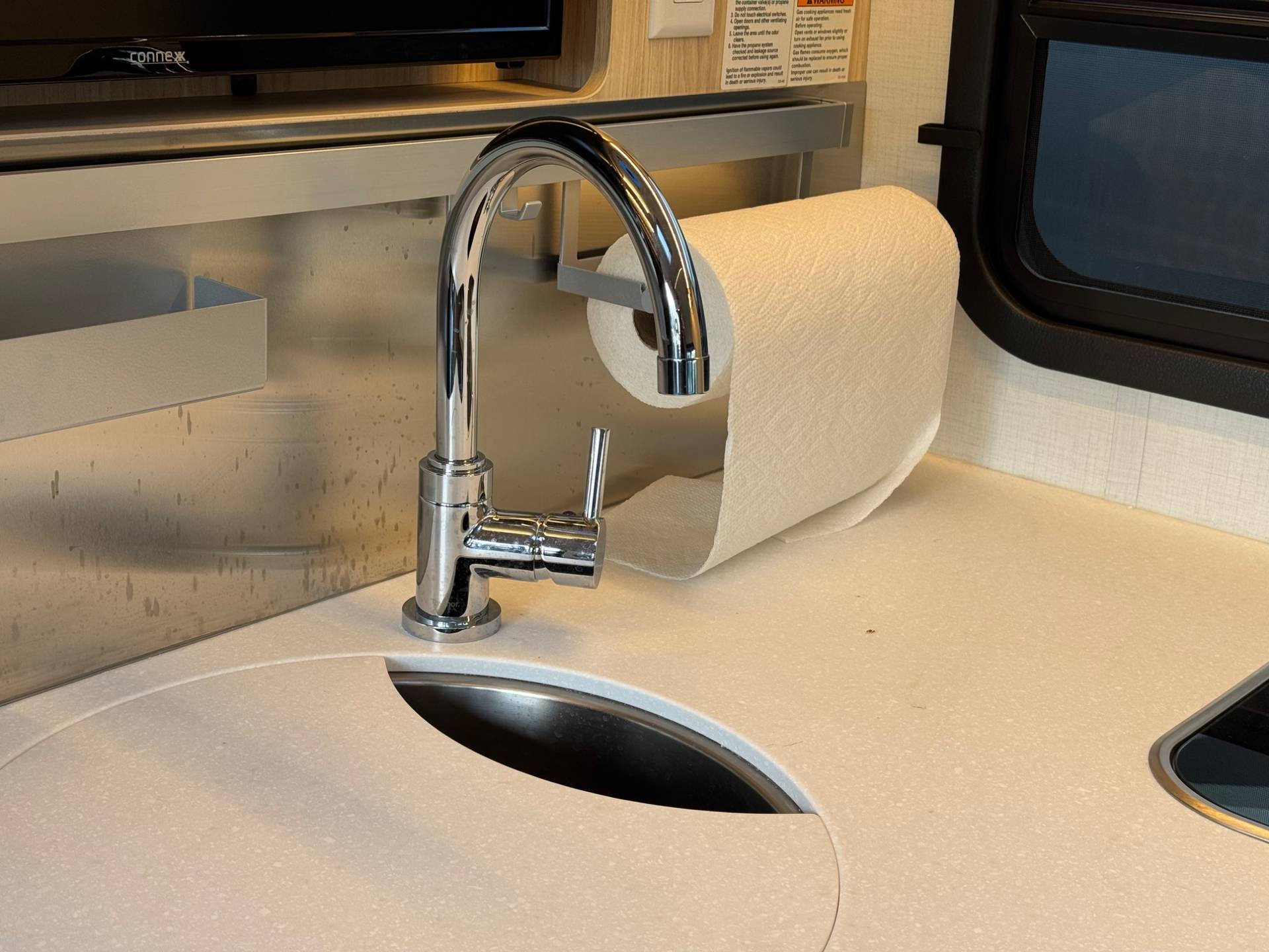 2025 Leisure Travel Vans 2025 Leisure Travel Vans Wonder - thumbnail 10