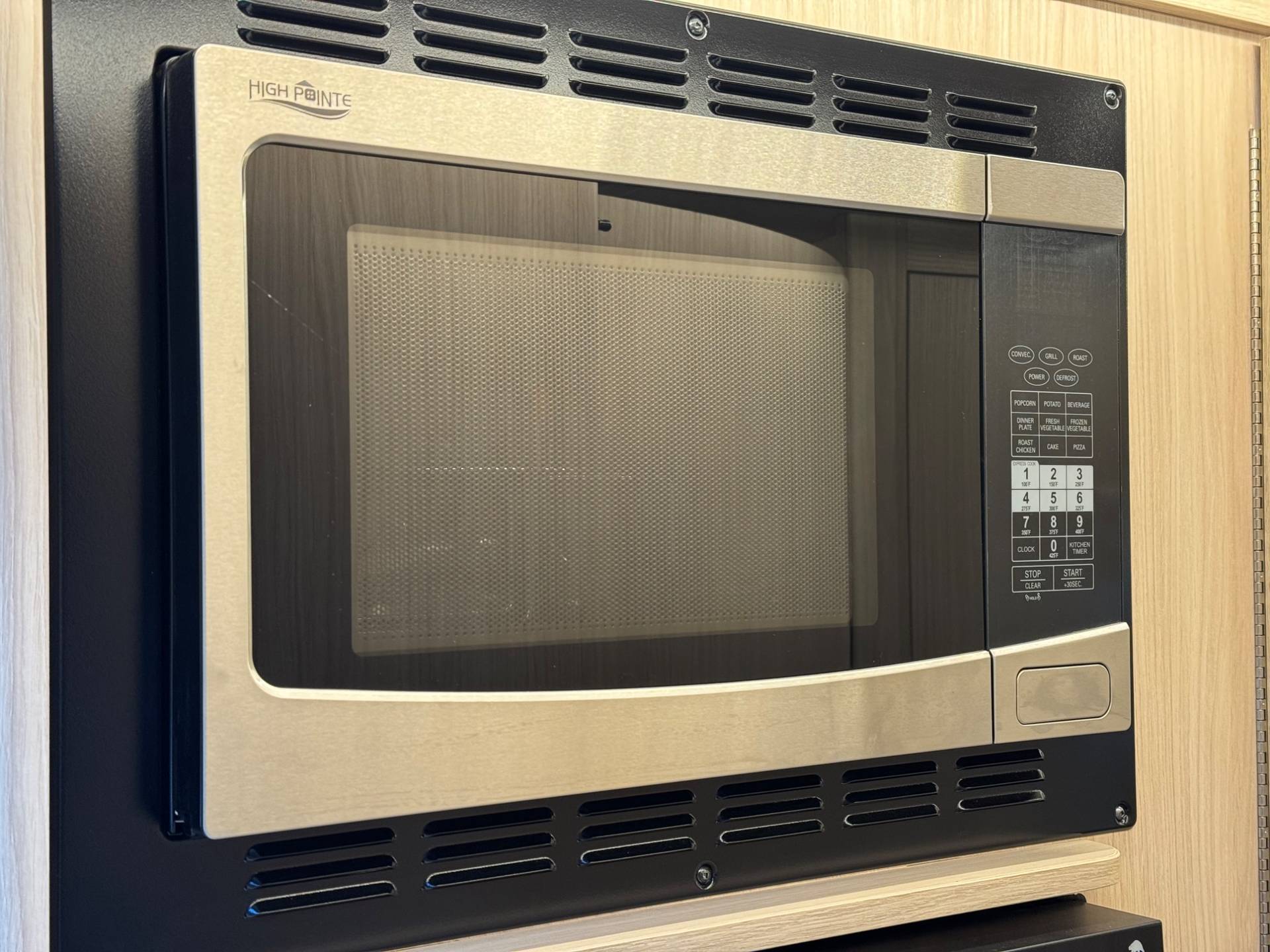 2025 Leisure Travel Vans 2025 Leisure Travel Vans Wonder - thumbnail 16