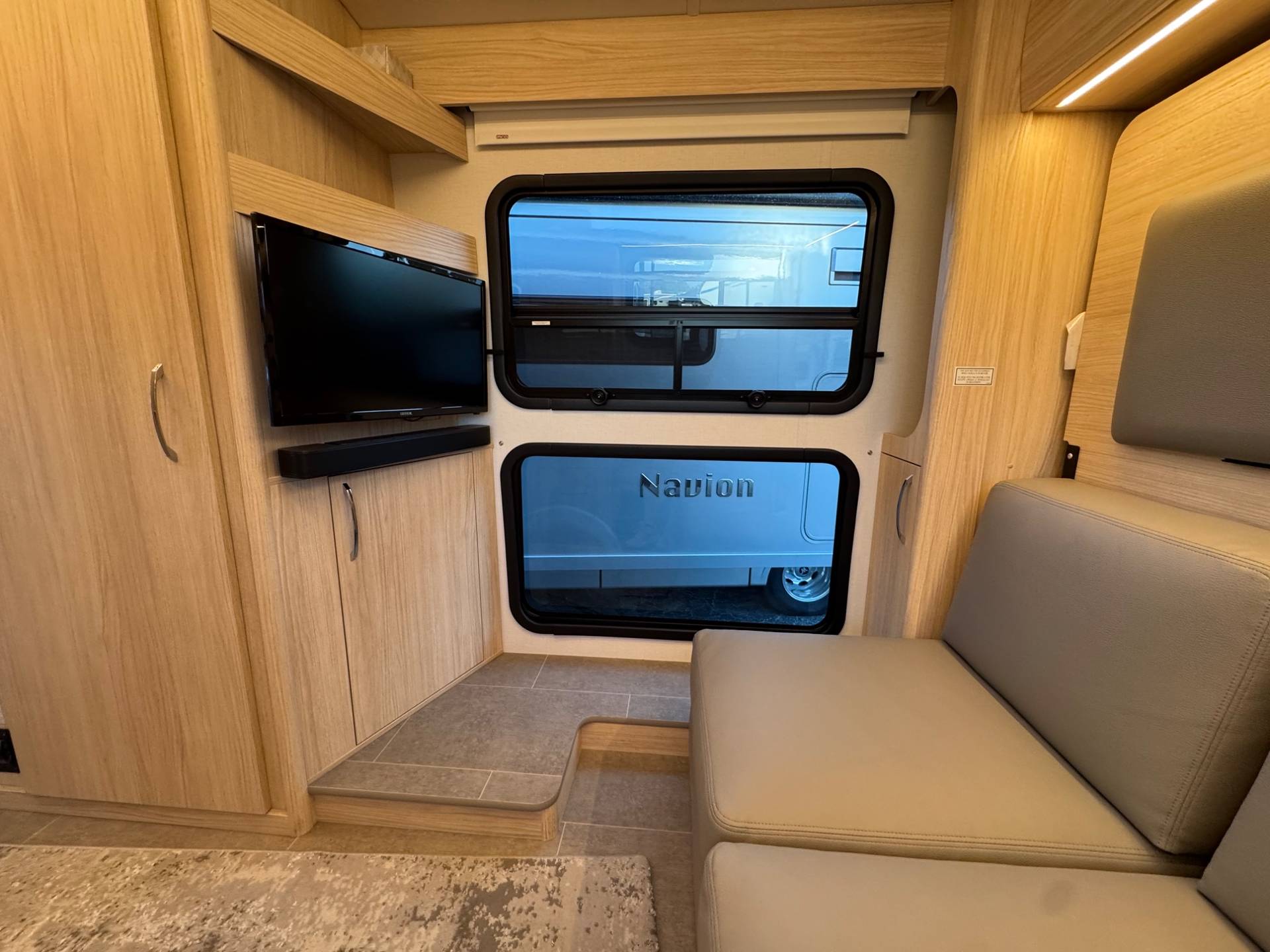 2025 Leisure Travel Vans 2025 Leisure Travel Vans Wonder - thumbnail 21