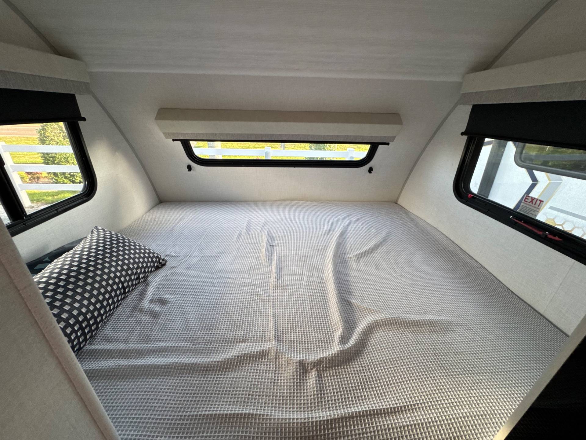 2026 Forest River 2026 Forest River r-pod - thumbnail 13