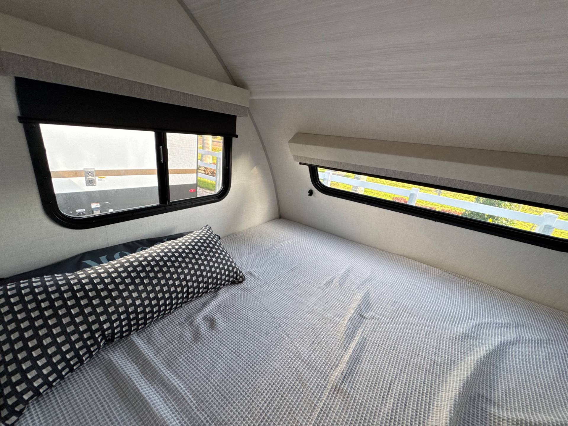 2026 Forest River 2026 Forest River r-pod - thumbnail 14