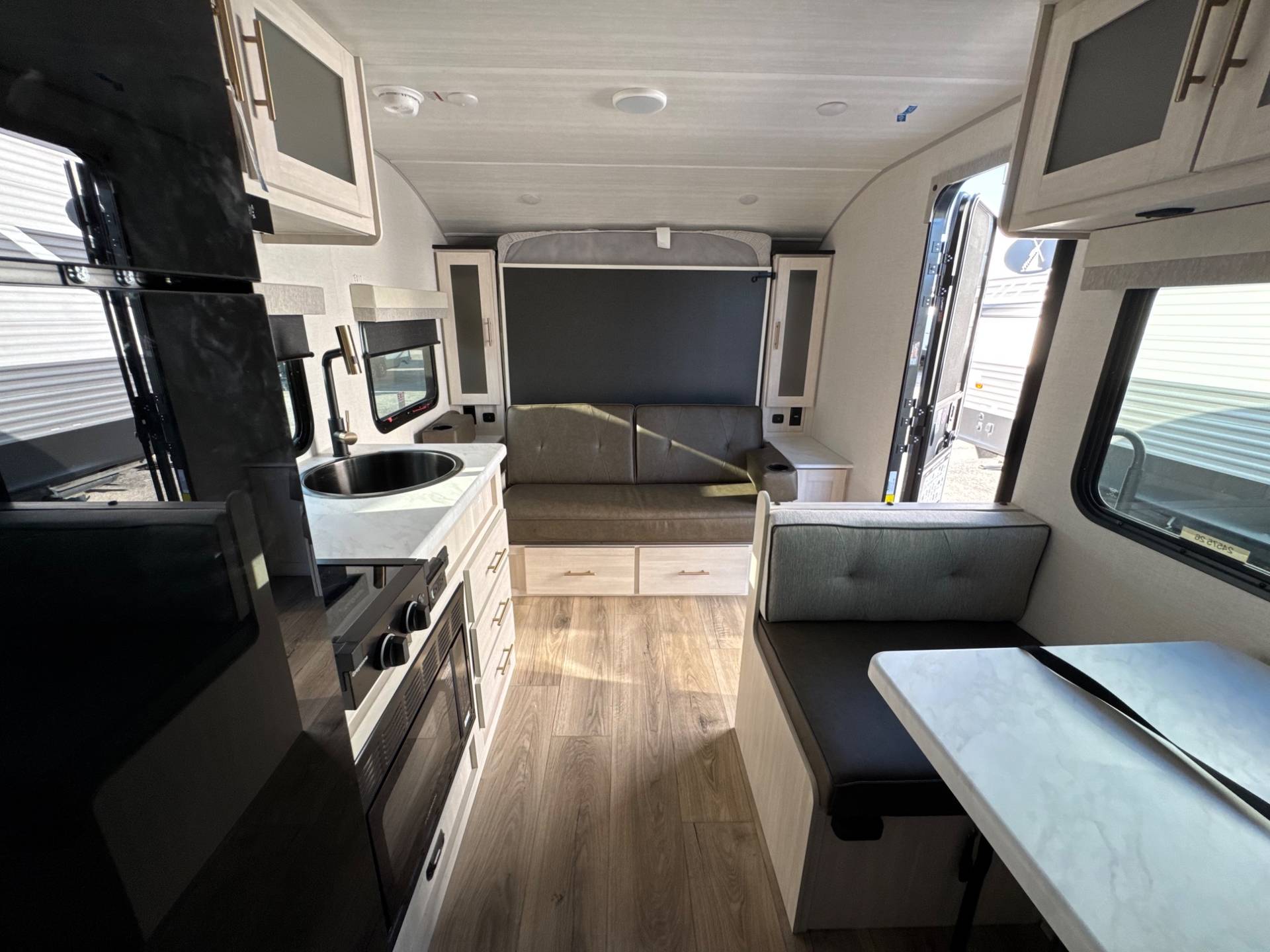 2026 Forest River 2026 Forest River r-pod - thumbnail 7