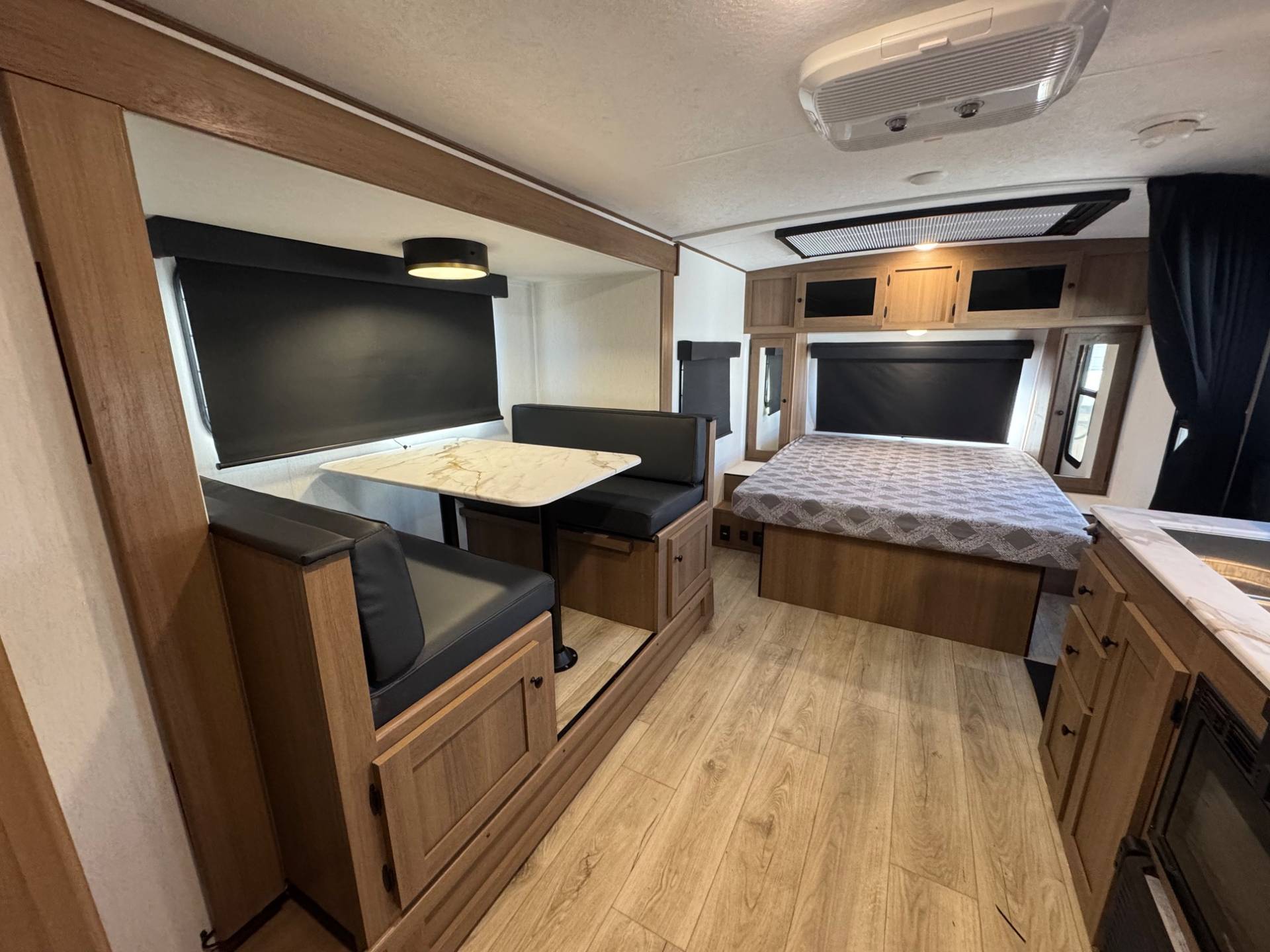 2026 Forest River 2026 Forest River Apex - thumbnail 16