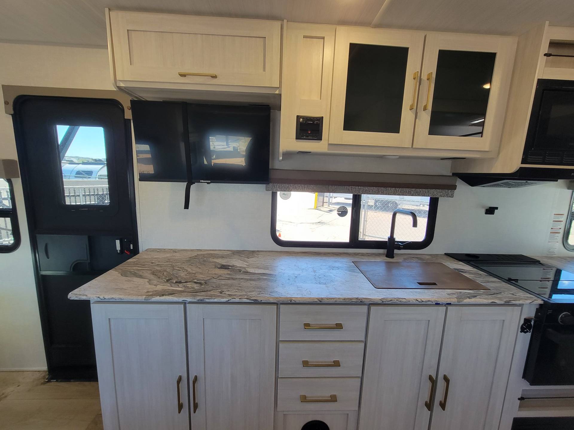 2024 Forest River 2024 Forest River Surveyor - thumbnail 14