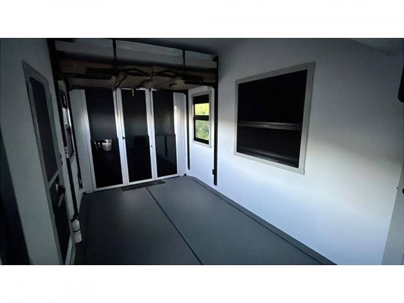 2025 Brinkley RV 2025 Brinkley RV Model G - thumbnail 13