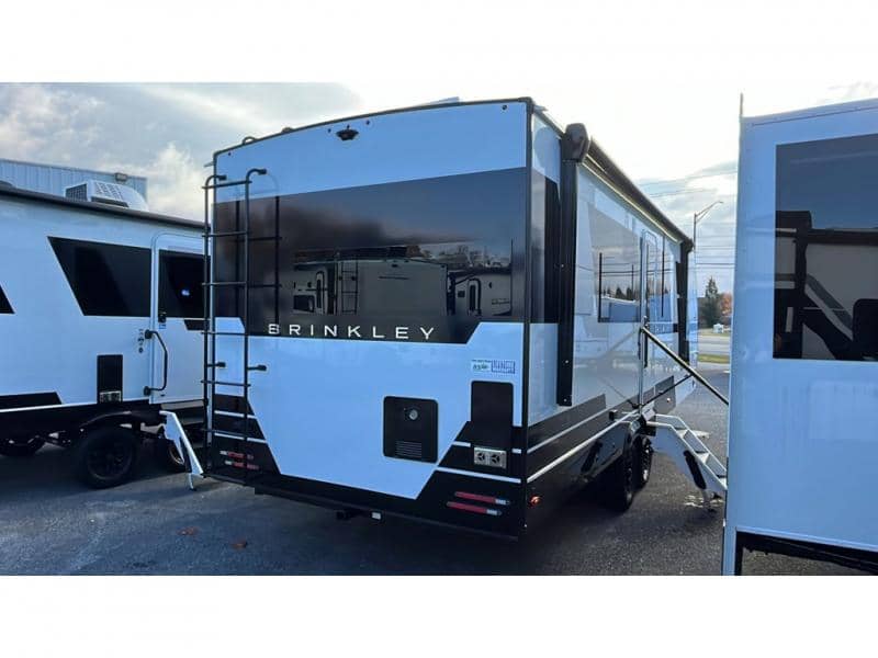 2026 Brinkley RV 2026 Brinkley RV Model IX - thumbnail 3
